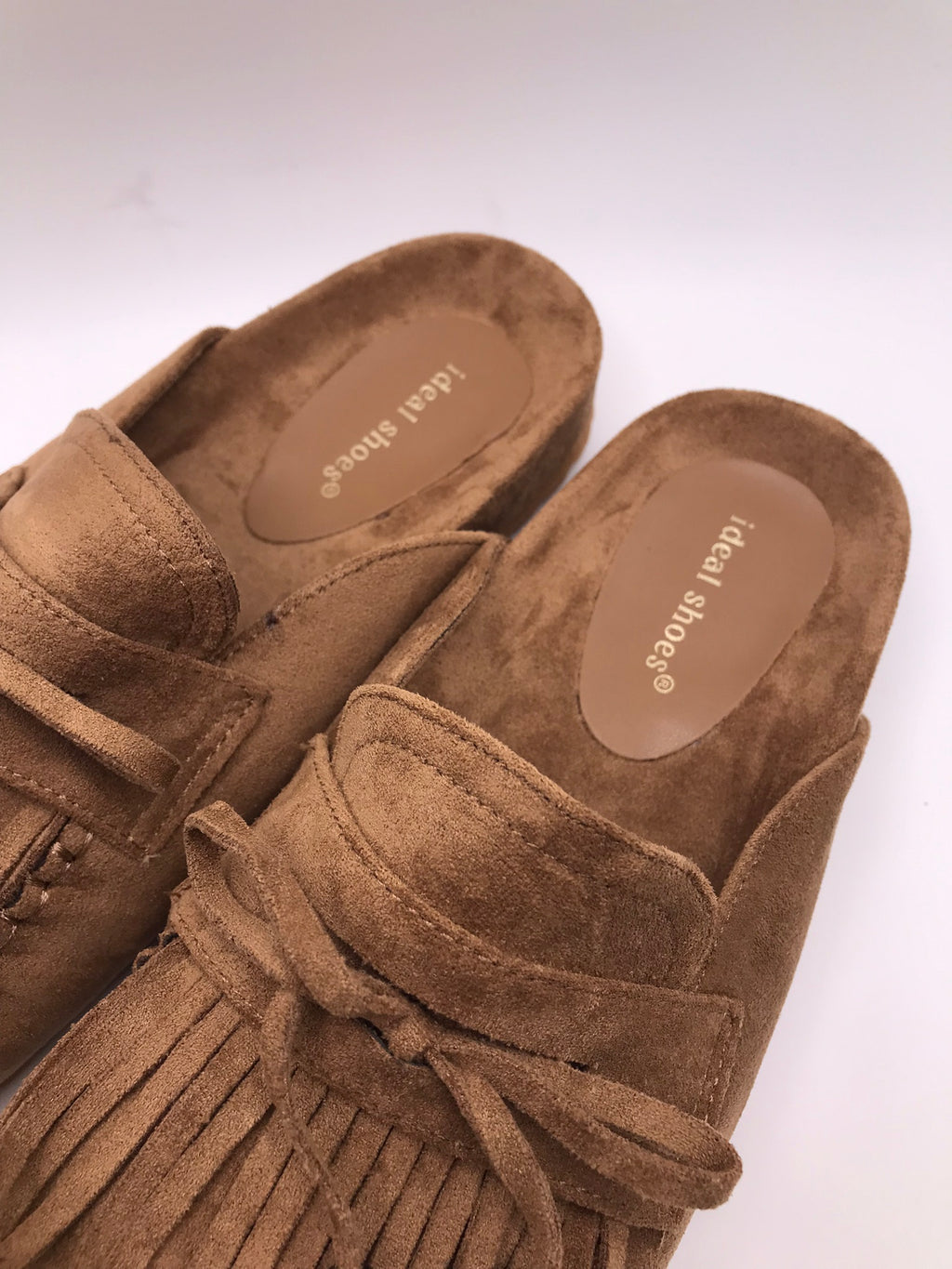 SOCAS IDEAL SHOES CASTANHO CARAMELO CAMURÇA FRANJA