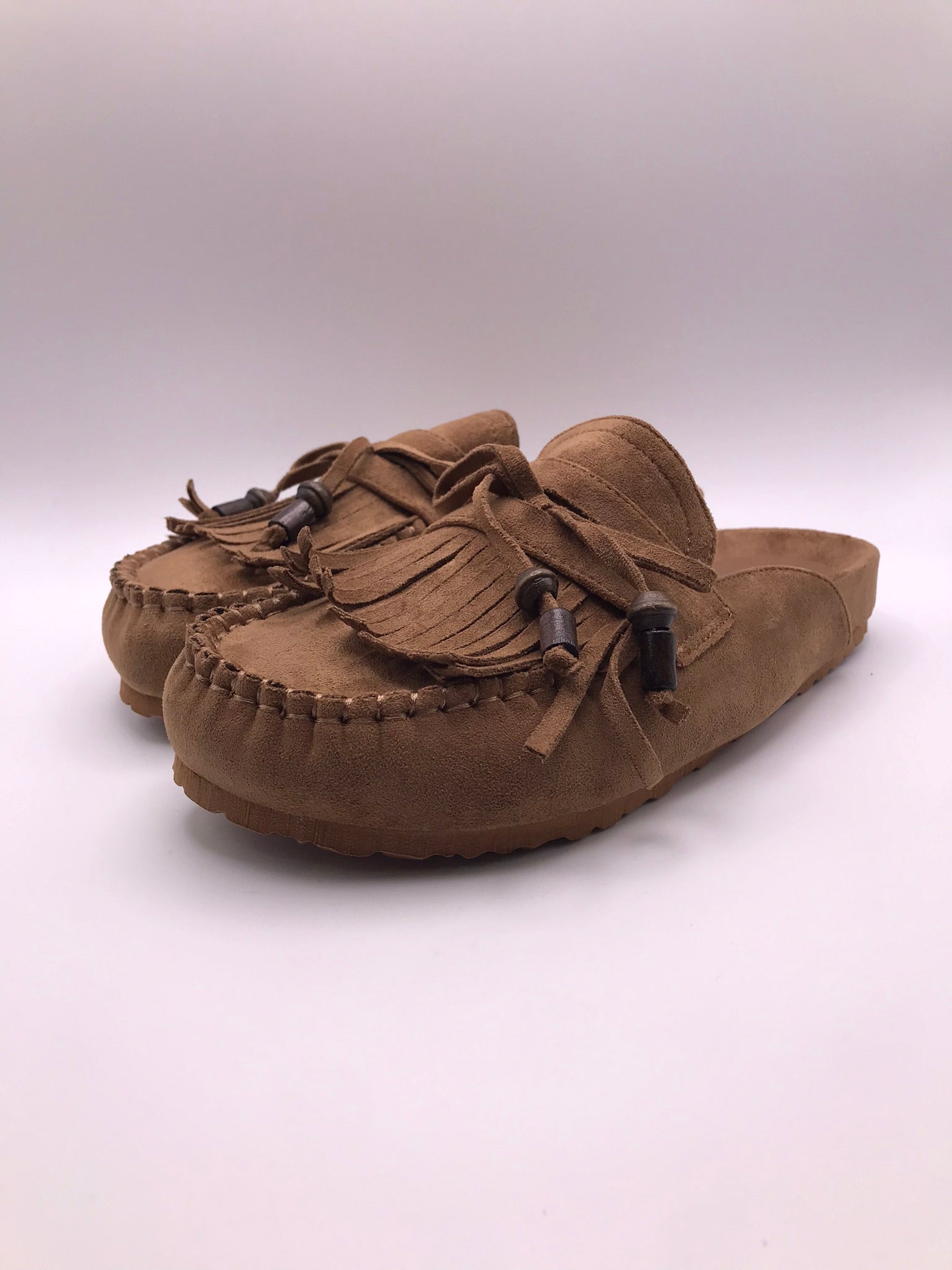 SOCAS IDEAL SHOES CASTANHO CARAMELO CAMURÇA FRANJA