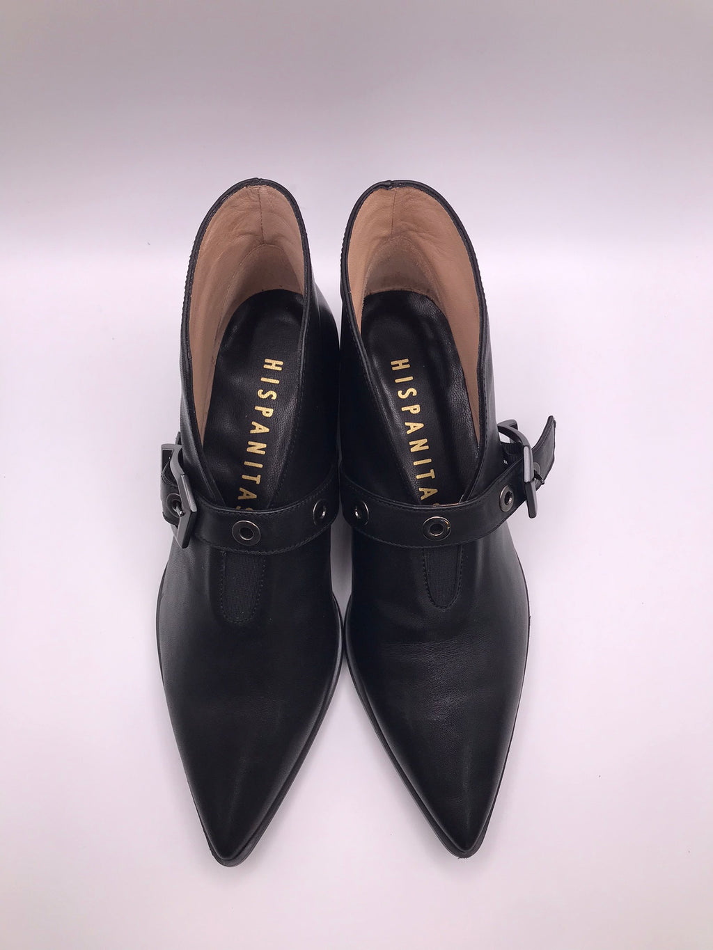 BOTIM TEXANA HISPANITAS PRETO COURO LISO FENDA TIRA ARGOLA FIVELA PRATA BICUDO