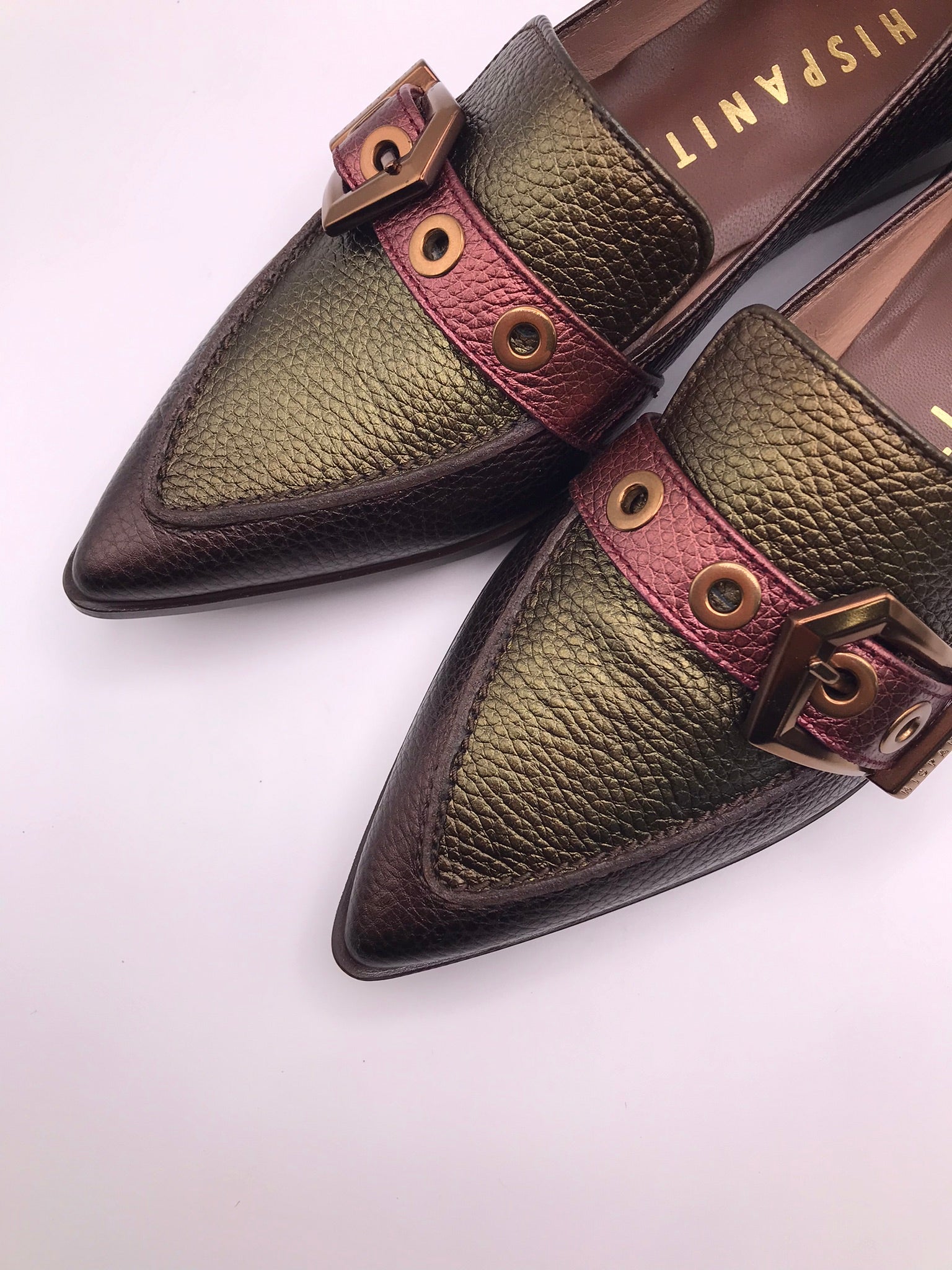 SABRINA HISPANITAS PRETO COURO BICUDO ROXO VERDE TIRA REGULAVEL FIVELA DOURDA SALTO