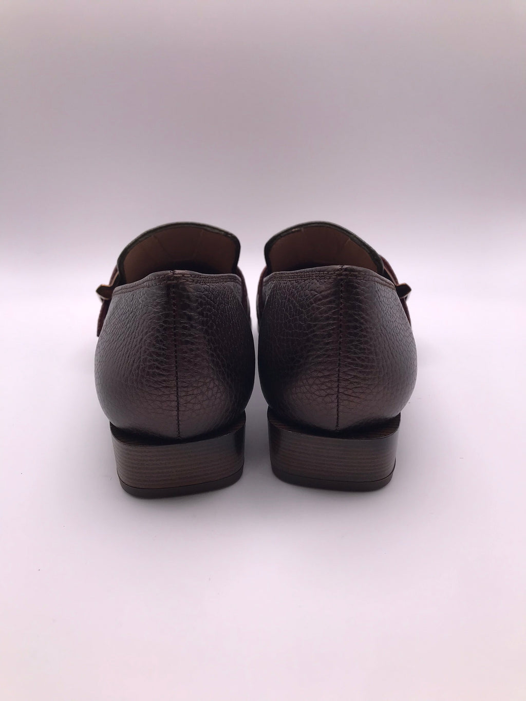 SABRINA HISPANITAS PRETO COURO BICUDO ROXO VERDE TIRA REGULAVEL FIVELA DOURDA SALTO