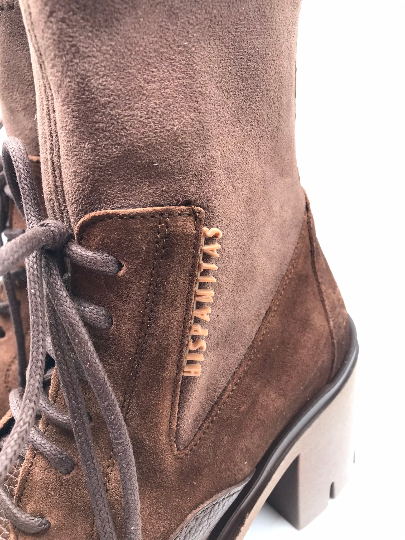 BOTA COTURNO HISPANITAS CASTANHO ESCURO COURO LOGO LATERAL ZIPER DETALHES EM CAMURÇA