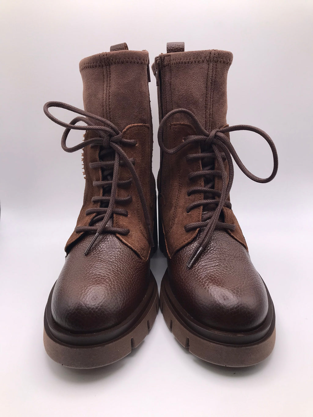 BOTA COTURNO HISPANITAS CASTANHO ESCURO COURO LOGO LATERAL ZIPER DETALHES EM CAMURÇA