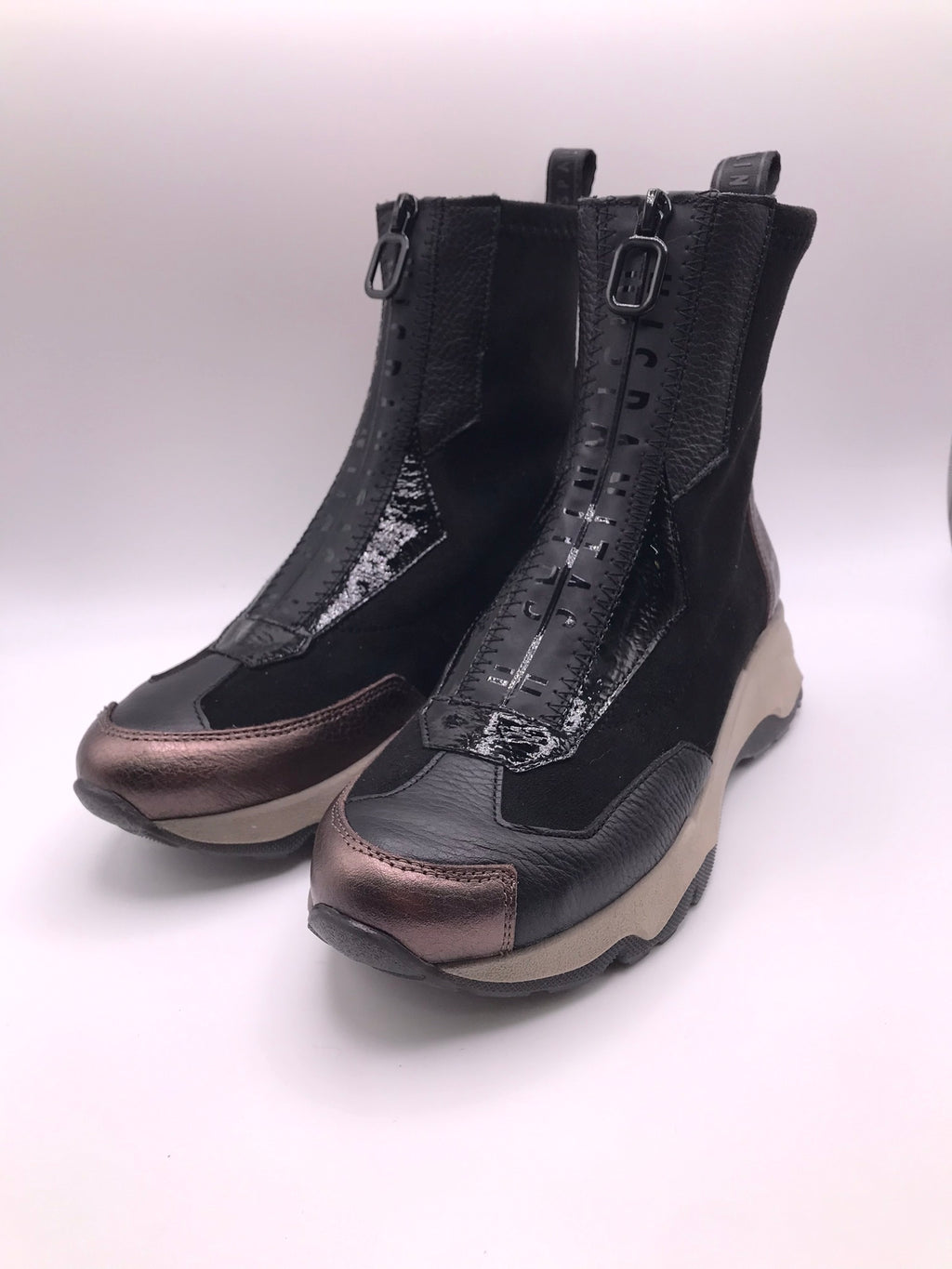 BOTA TÊNIS HISPANITAS PRETO COBRE CINZA ZIPER FRENTE LOGO