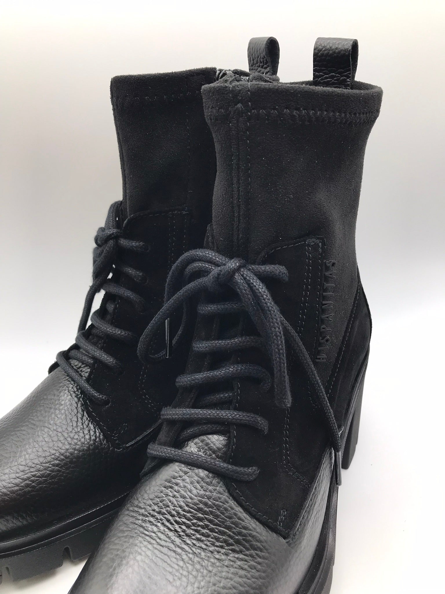 BOTA COTURNO HISPANITAS PRETO COURO LOGO LATERAL ZIPER DETALHES EM CAMURÇA