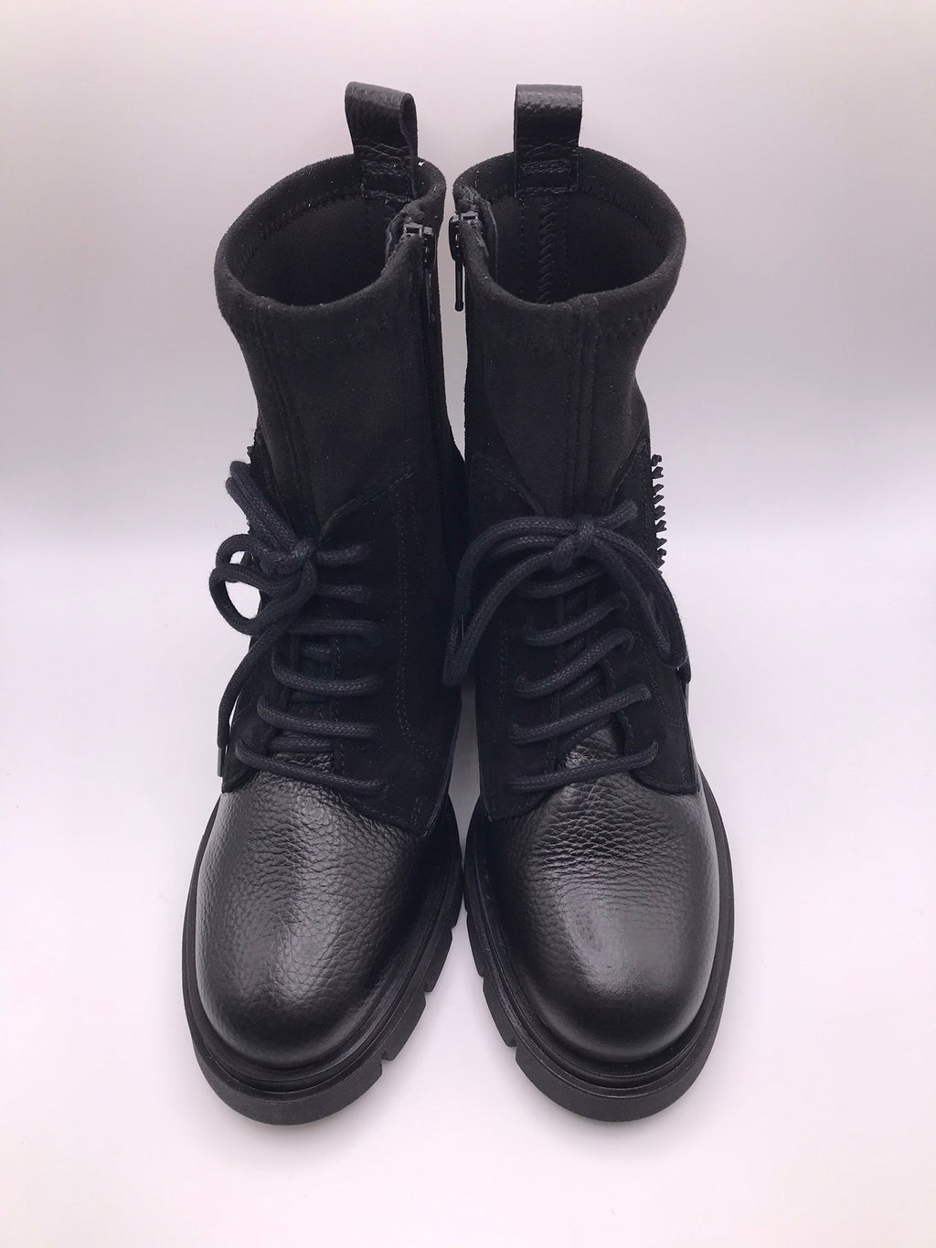 BOTA COTURNO HISPANITAS PRETO COURO LOGO LATERAL ZIPER DETALHES EM CAMURÇA