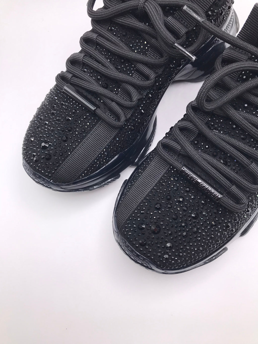 TÊNIS STEVE MADDEN PRETO BRILHO CRAVEJADO ATACADORES TRATORADO