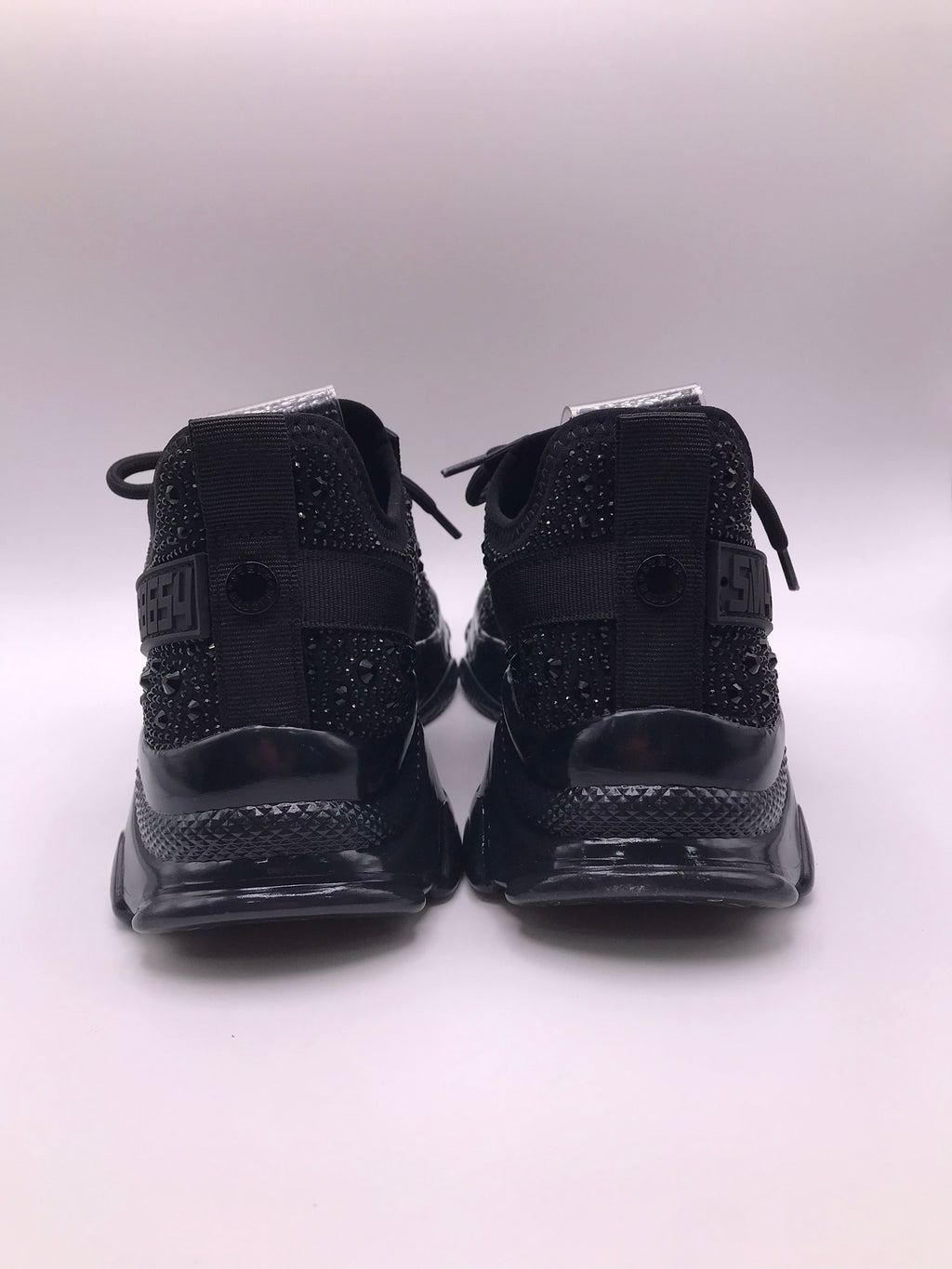 TÊNIS STEVE MADDEN PRETO BRILHO CRAVEJADO ATACADORES TRATORADO