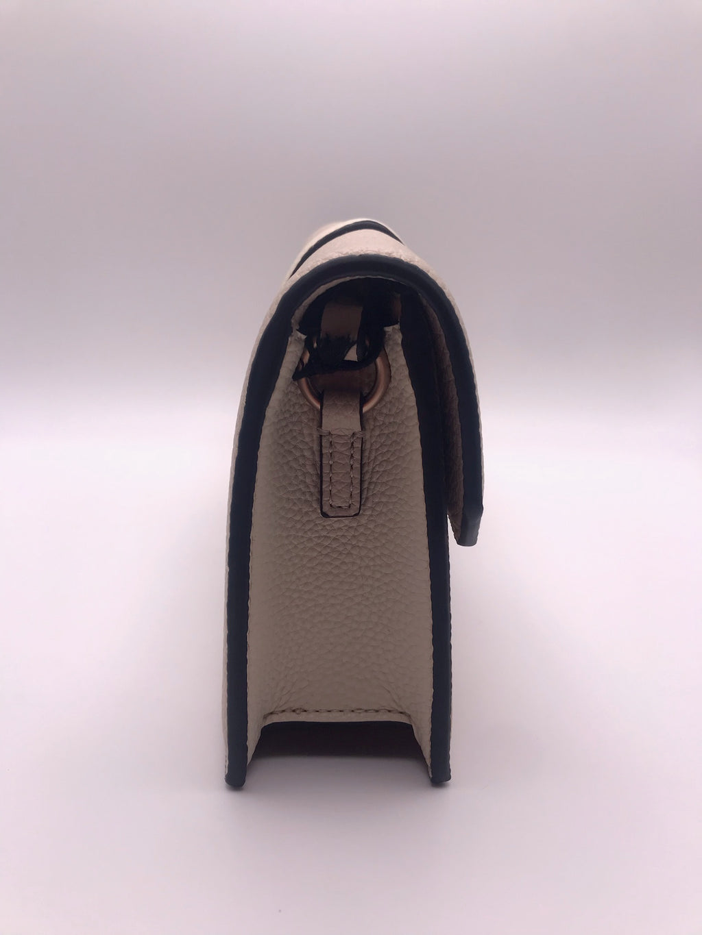 Carteira Clutch Feminina Hispanitas de Tiracolo, Mala de Mão Elegante em Tons de Bege e Castanho, Acessório de Moda Premium para Senhora