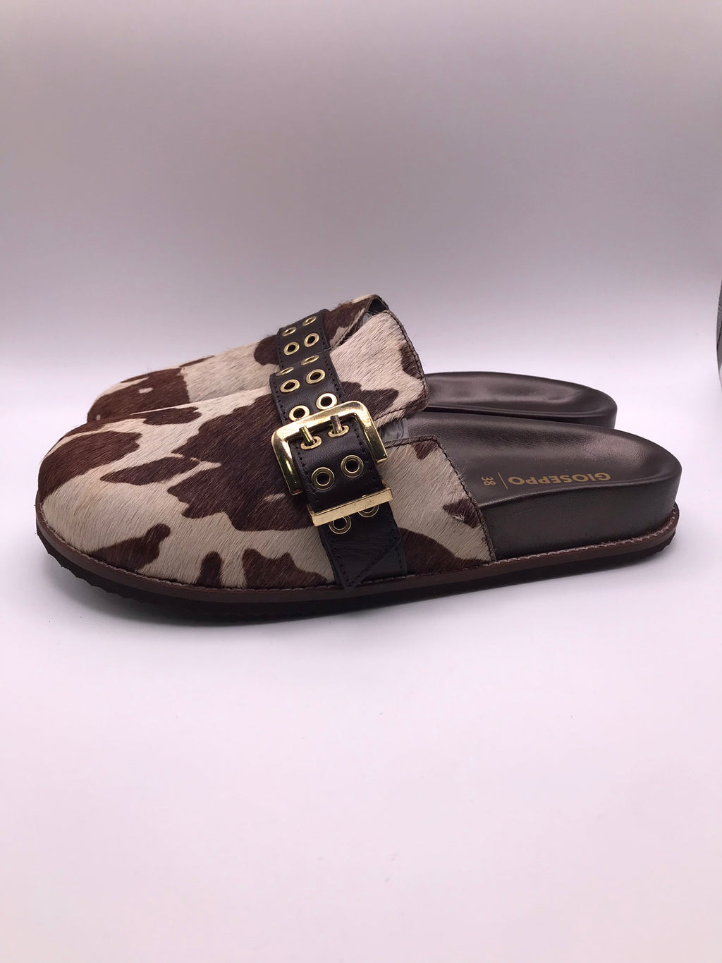 SOCAS GIOSEPPO VACA PRETO BRANCO CASTANHO ESCURO COURO TIRA REGULADORA ARGOLAS ANIMAL PRINT