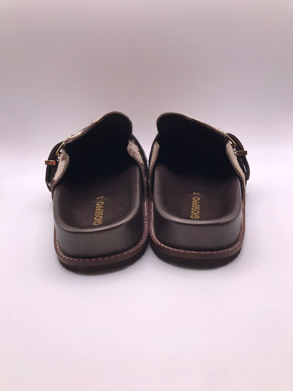 SOCAS GIOSEPPO VACA PRETO BRANCO CASTANHO ESCURO COURO TIRA REGULADORA ARGOLAS ANIMAL PRINT