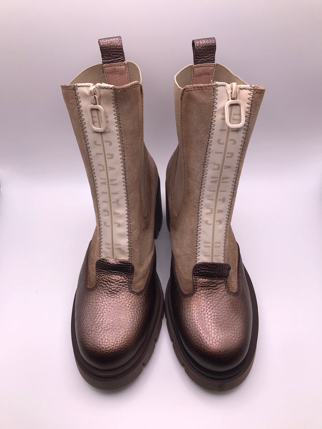 BOTA SALTO HISPANITAS CASTANHO COBRE CAMURÇA ZIPER FRONTAL BEGE