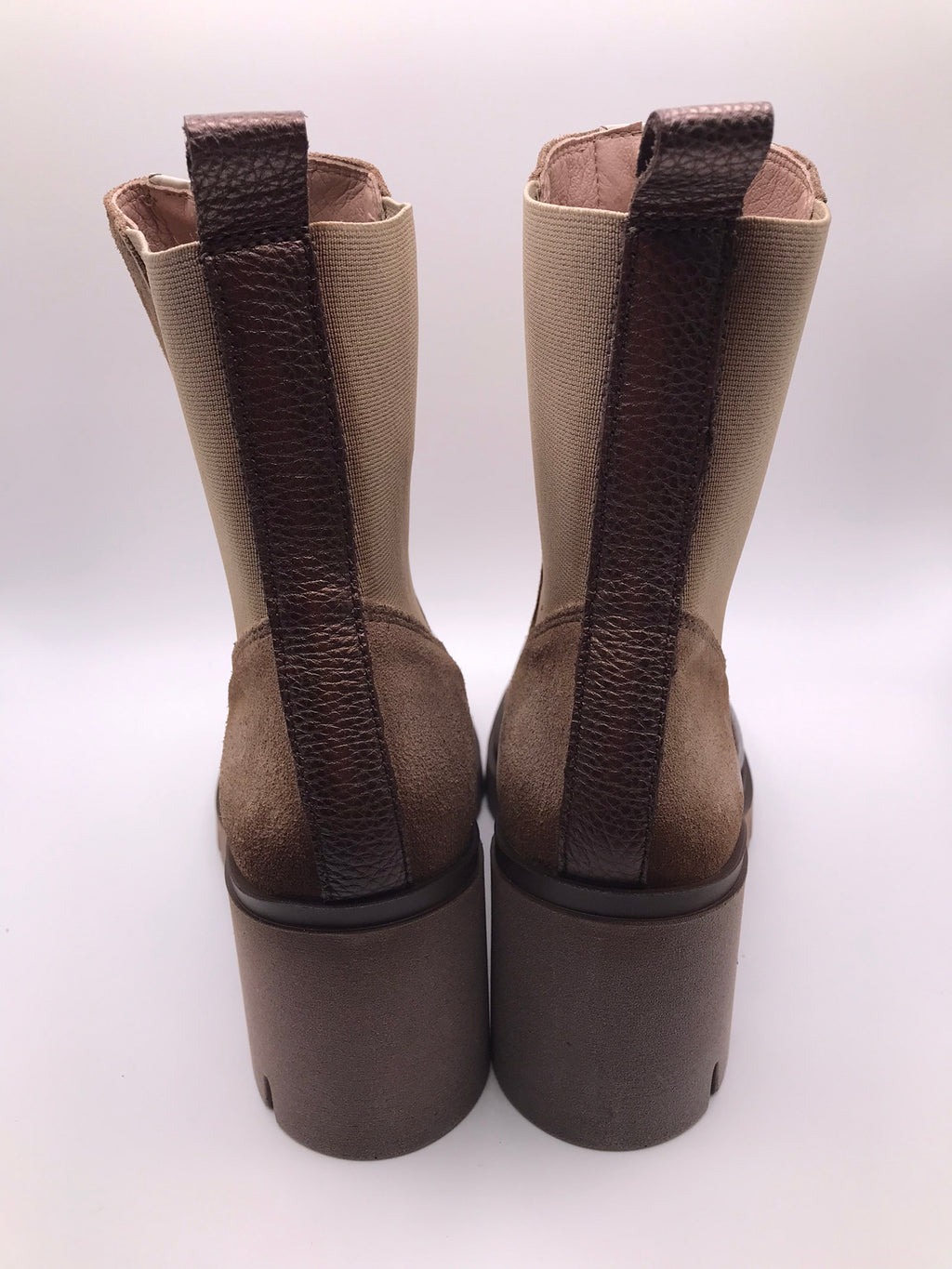 BOTA SALTO HISPANITAS CASTANHO COBRE CAMURÇA ZIPER FRONTAL BEGE