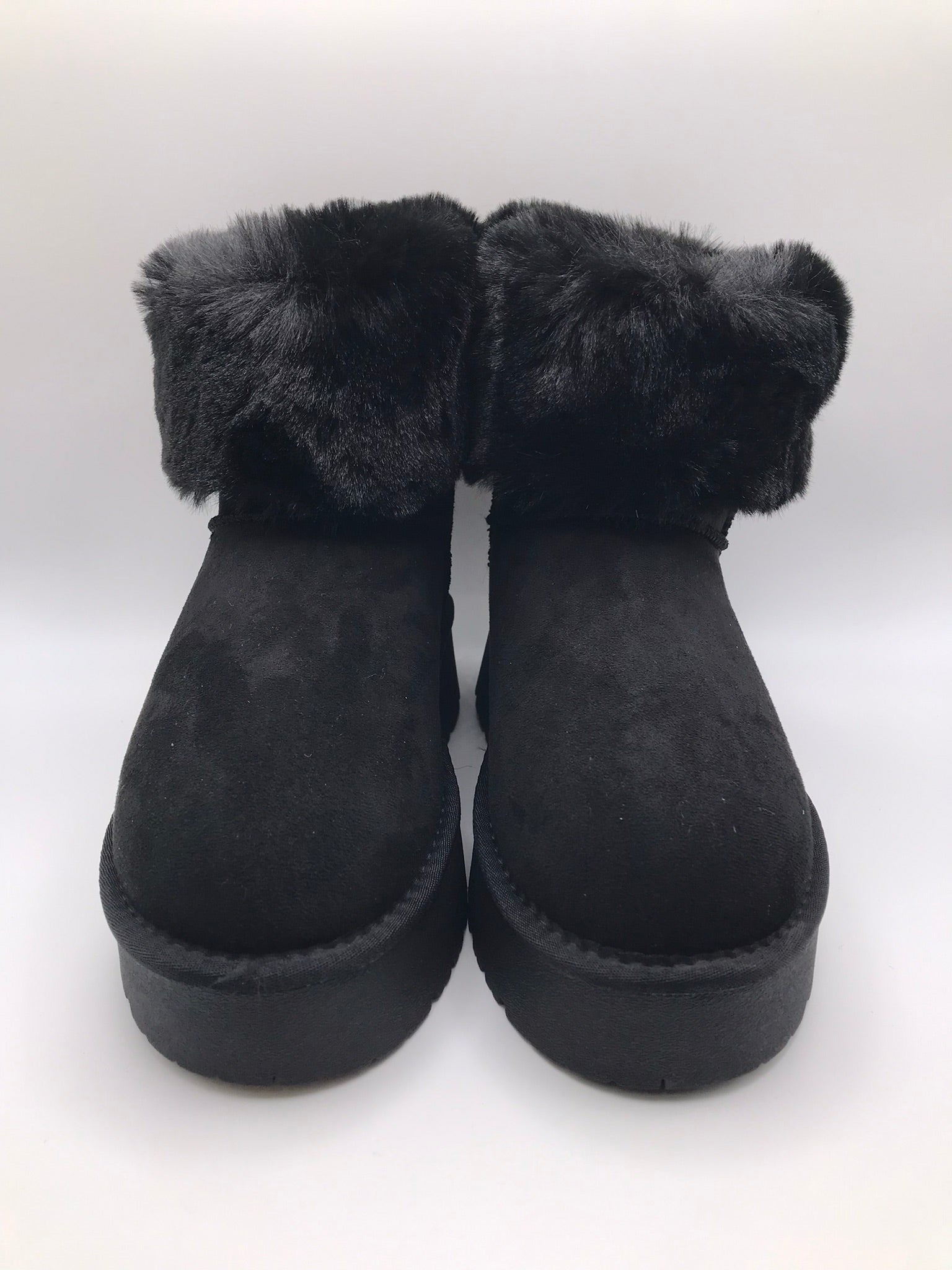 BOTA PANTUFA XTI PRETO PELOS VELUDO ETIQUETA PRETO