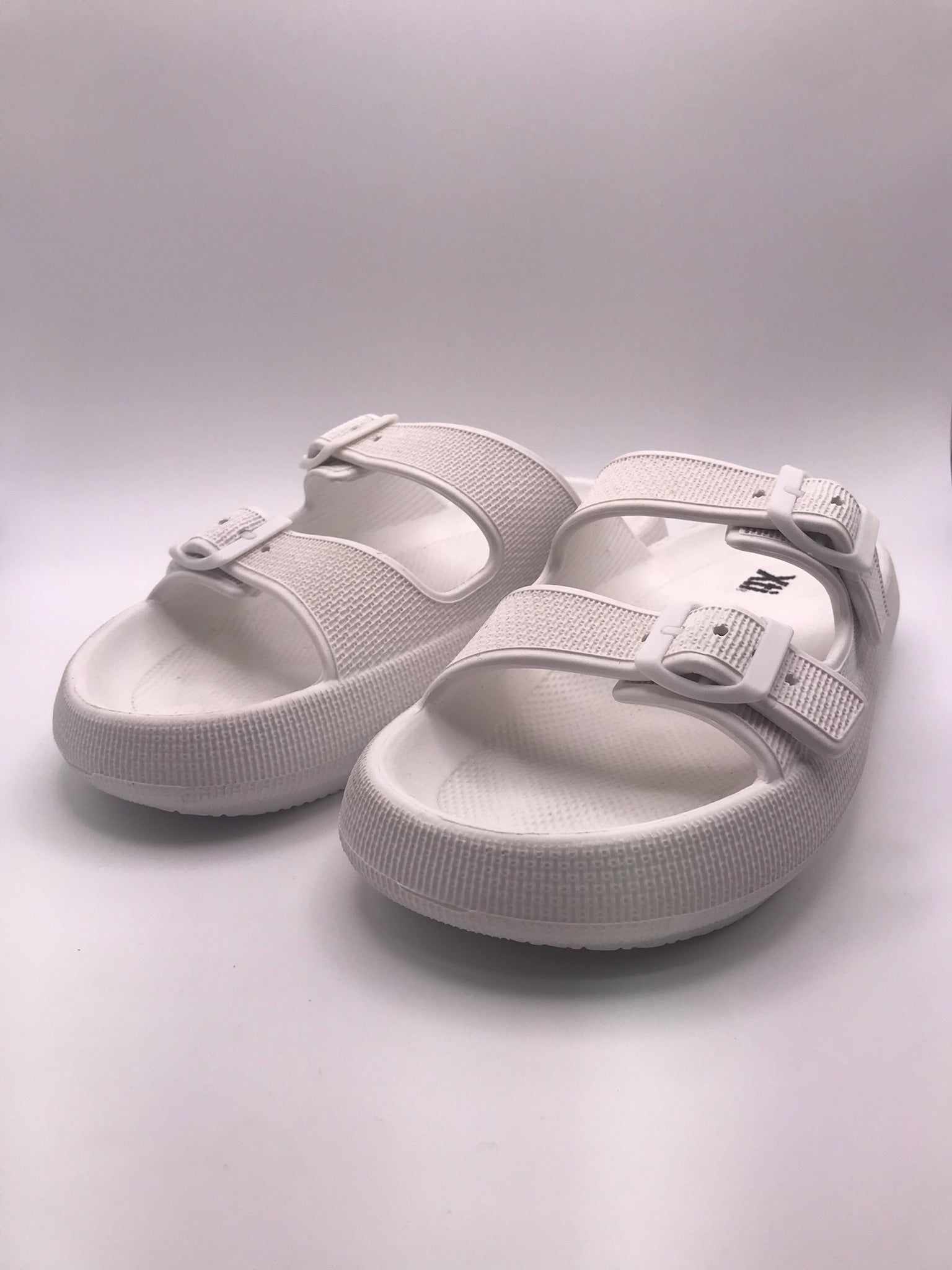 CHINELO SANDÁLIA XTI BRANCO TIRA DUPLA FIVELA PLASTICO