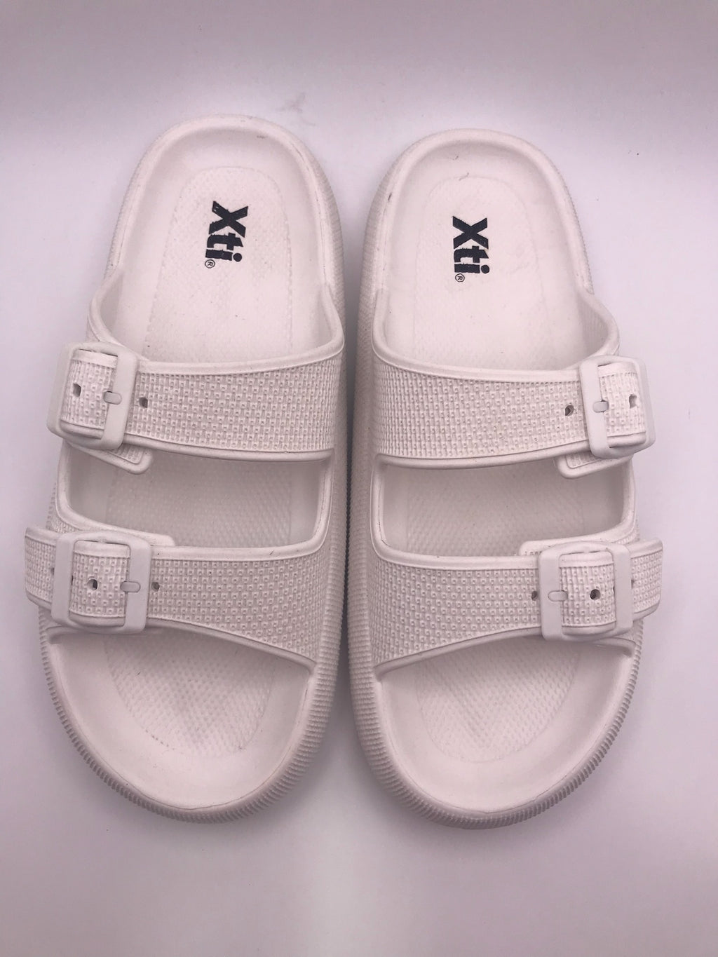CHINELO SANDÁLIA XTI BRANCO TIRA DUPLA FIVELA PLASTICO