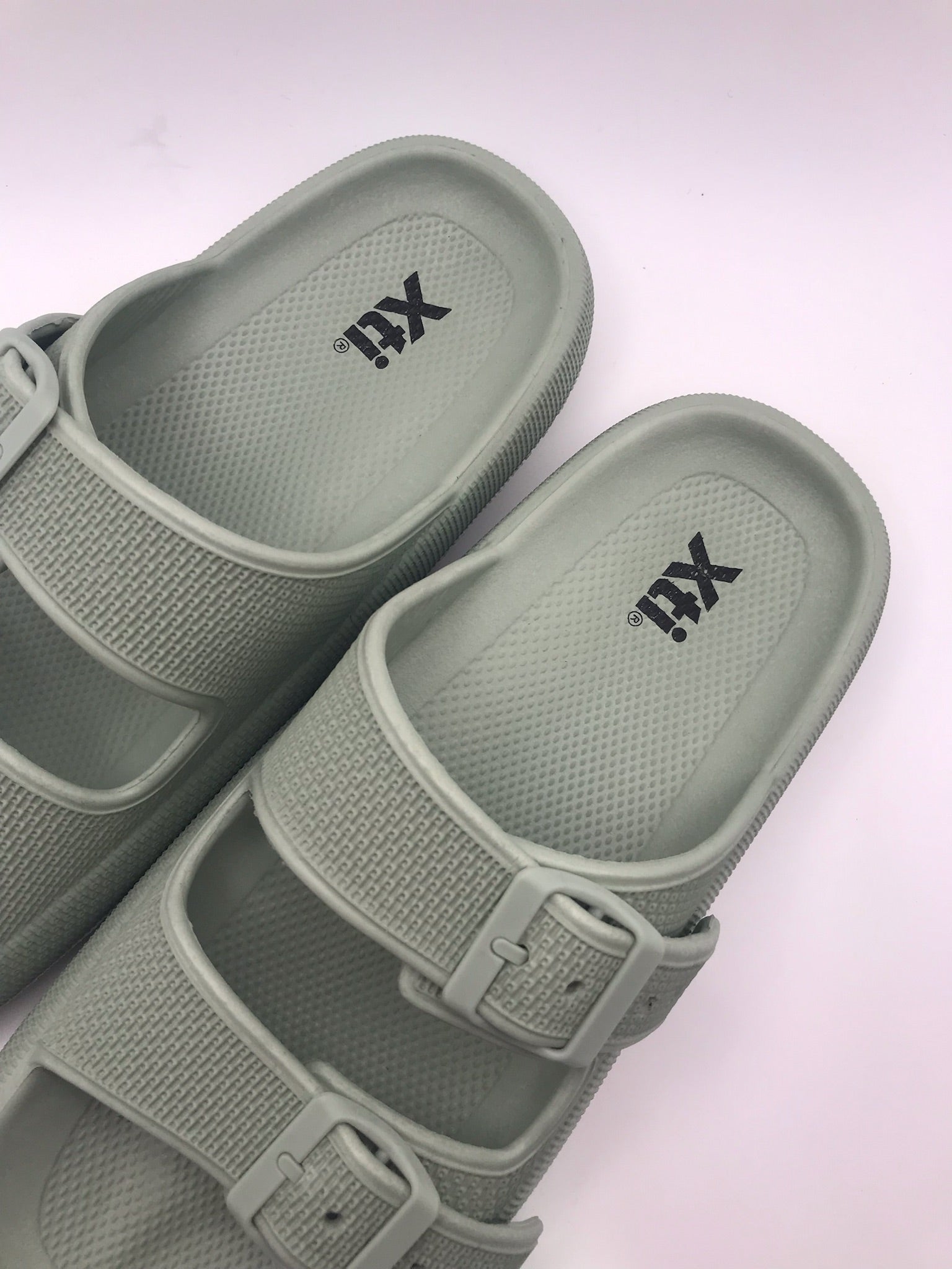 CHINELO SANDÁLIA XTI VERDE TIRA DUPLA FIVELA PLASTICO