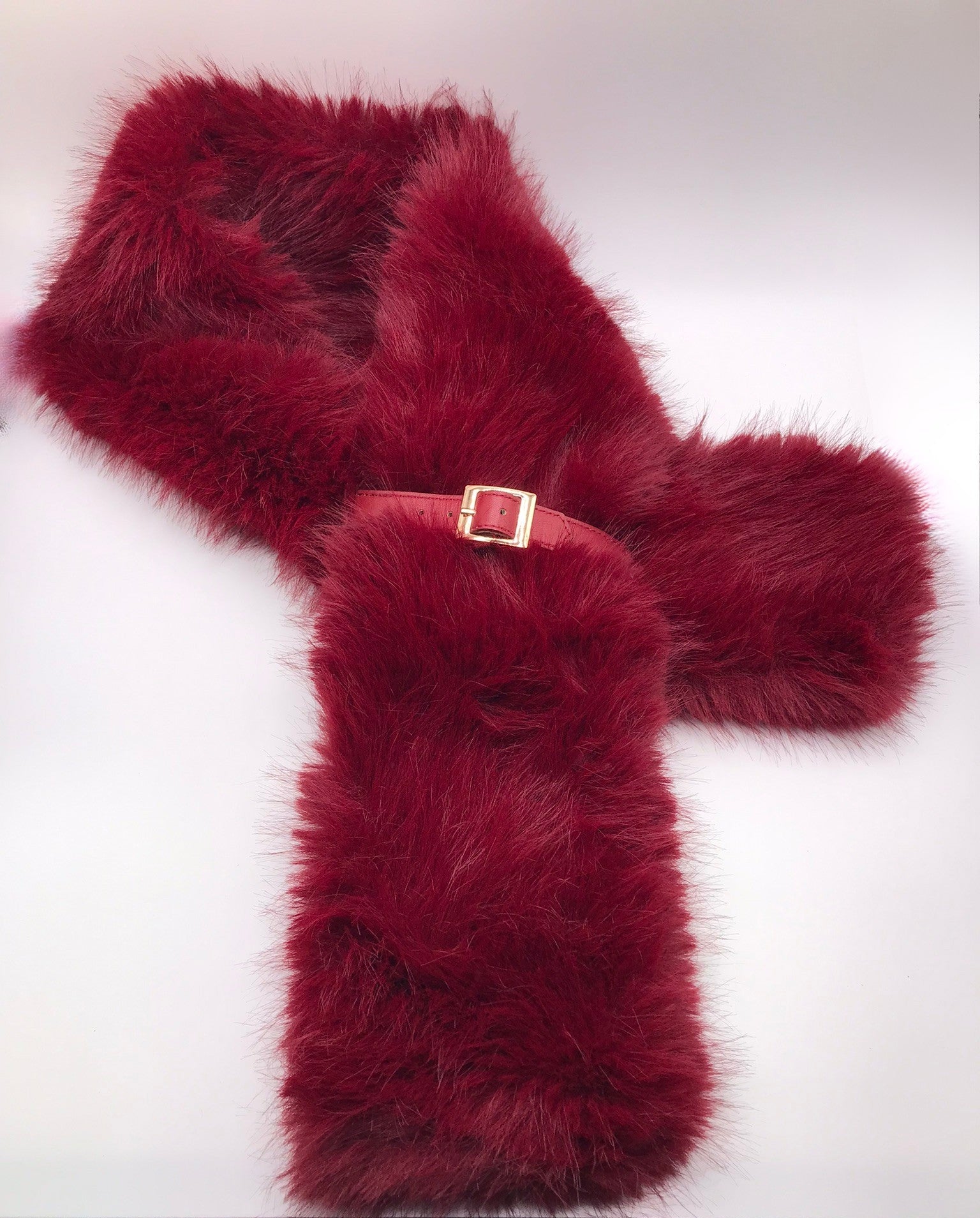 CACHECOL PELOS BORDO FECHO CINTO FIVELA