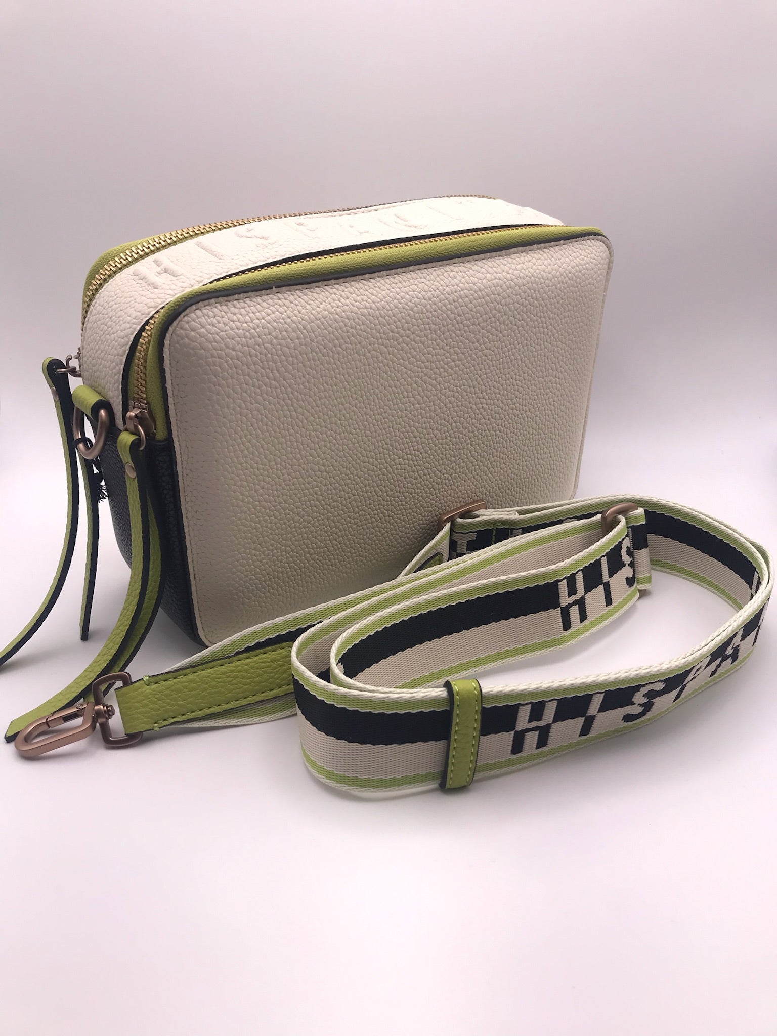 BOLSA CLUTCH HISPANITAS CREME VERDE PRETO ECO PELE LOGO ALTO RELEVO ALÇA REMOVÍVEL AJUSTÁVEL MALA