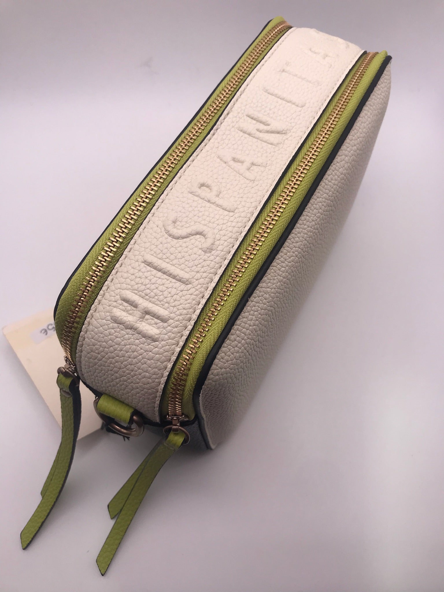 BOLSA CLUTCH HISPANITAS CREME VERDE PRETO ECO PELE LOGO ALTO RELEVO ALÇA REMOVÍVEL AJUSTÁVEL MALA