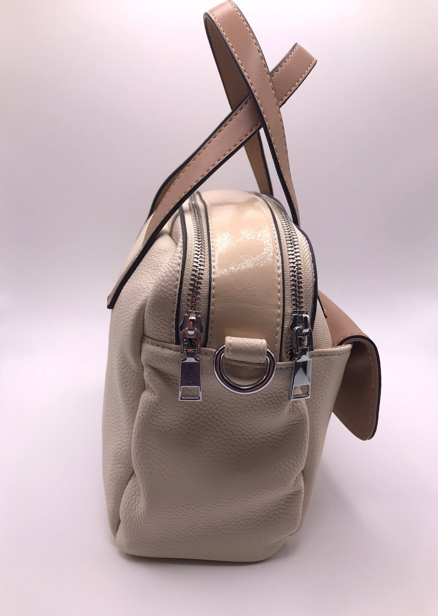 MALA XTI CREME BEGE CASTANHO CLARO ECO PELE ALÇA REMOVIVÉL AJUSTÁVEL