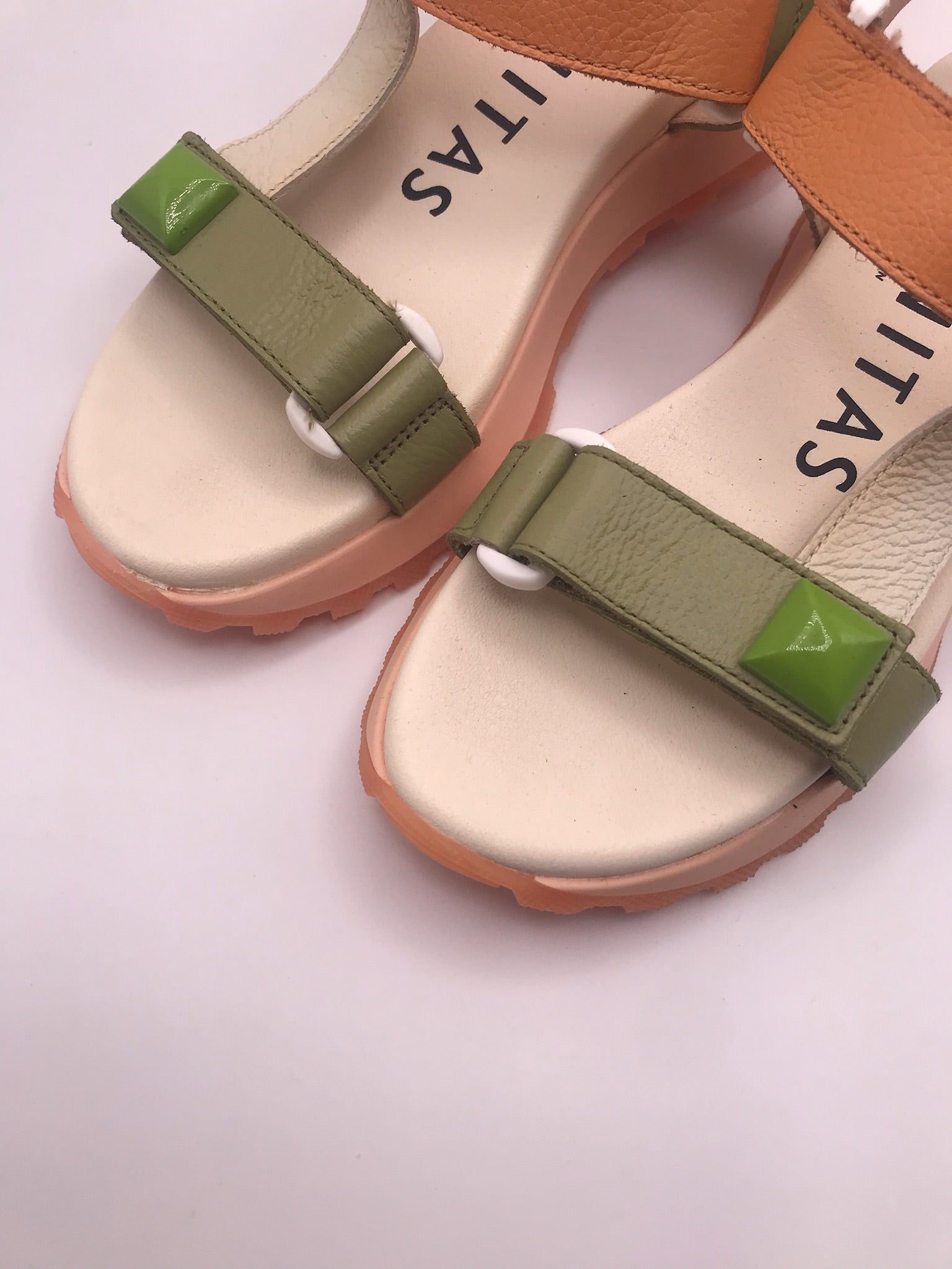 SANDÁLIA PLATAFORMA HISPANITAS BEGE VERDE LARANJA SALMON CARAMELO SOLA TRATORADO VELCRO