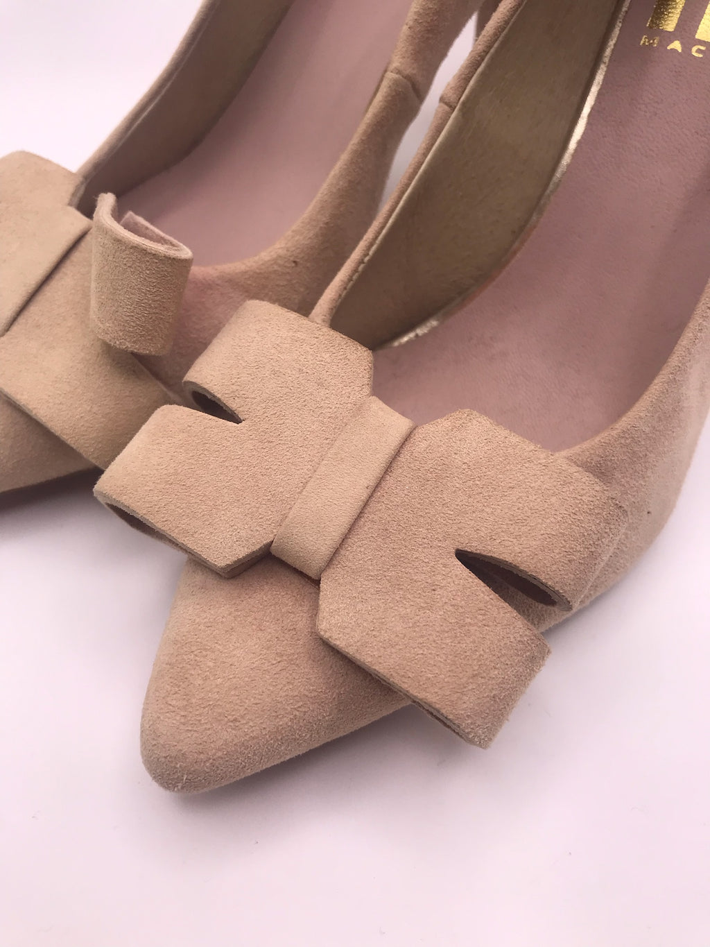 Sapatos de Salto Alto Agulha Macadi com Laço Elegante Camurça Bege; Biqueira Fina Senhora Vestuário Formal Festa Confortável
