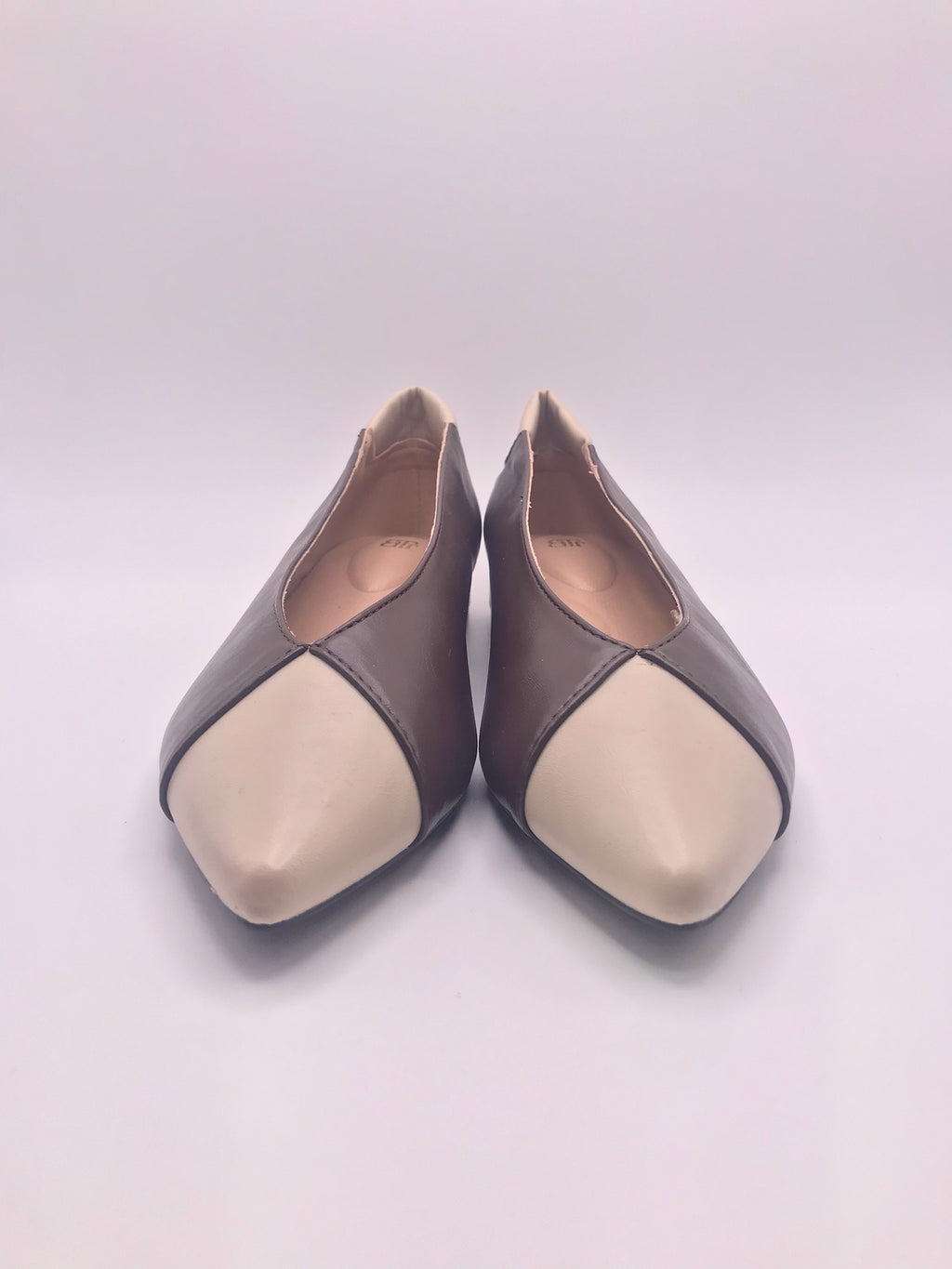 Sapatos Buonarotti de Mulher Bicolores Beges e Pretos; Sabrinas Elegantes com Biqueira Fina; Calçado de Senhora Clássico Casual; Sapatos de Salto Baixo Confortáveis Moda Portugal