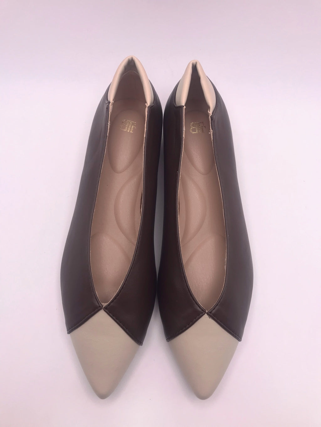 Sapatos Buonarotti de Mulher Bicolores Beges e Pretos; Sabrinas Elegantes com Biqueira Fina; Calçado de Senhora Clássico Casual; Sapatos de Salto Baixo Confortáveis Moda Portugal