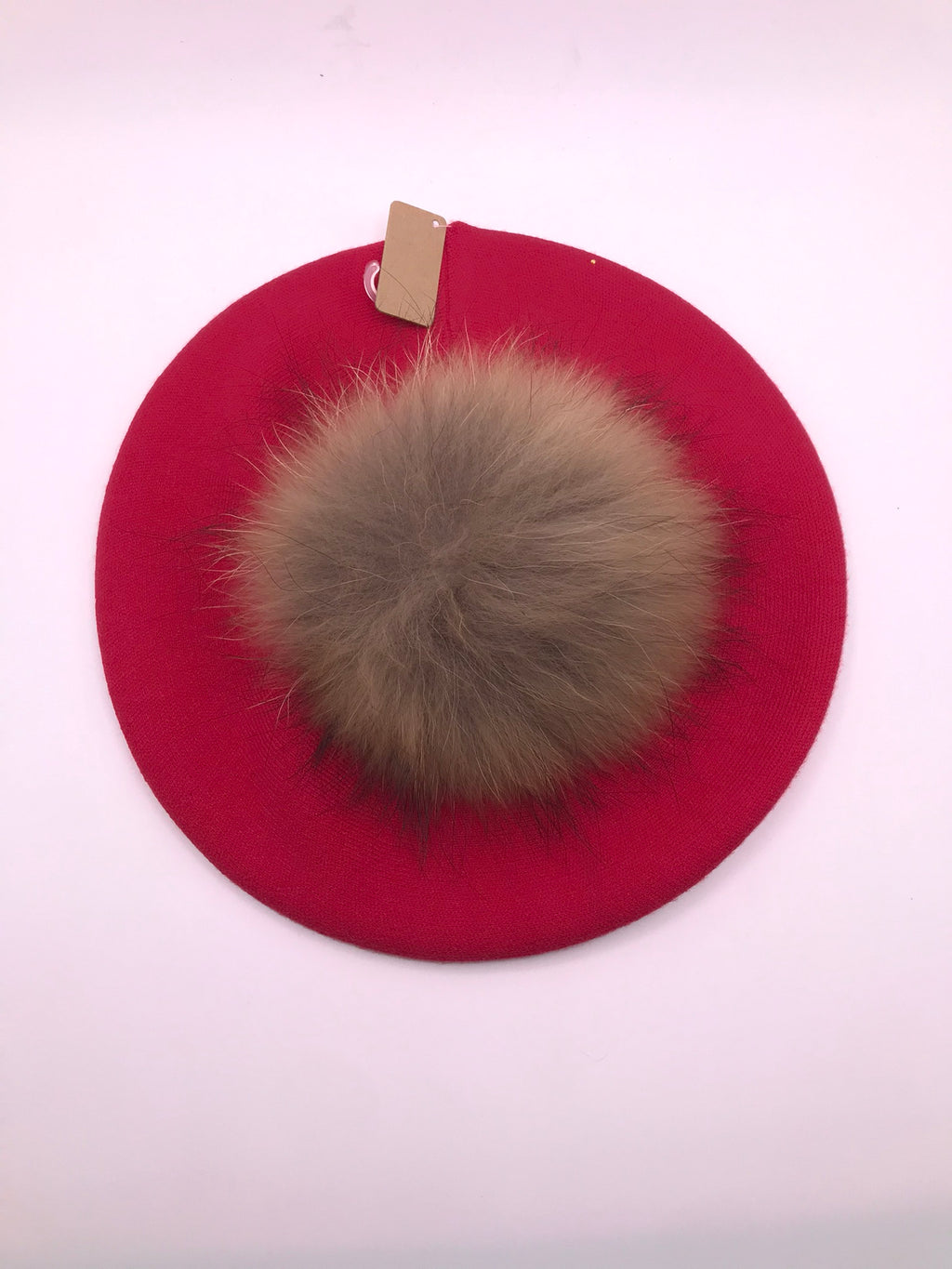 BOINA VERMELHO POMPOM PELO CASTANHO