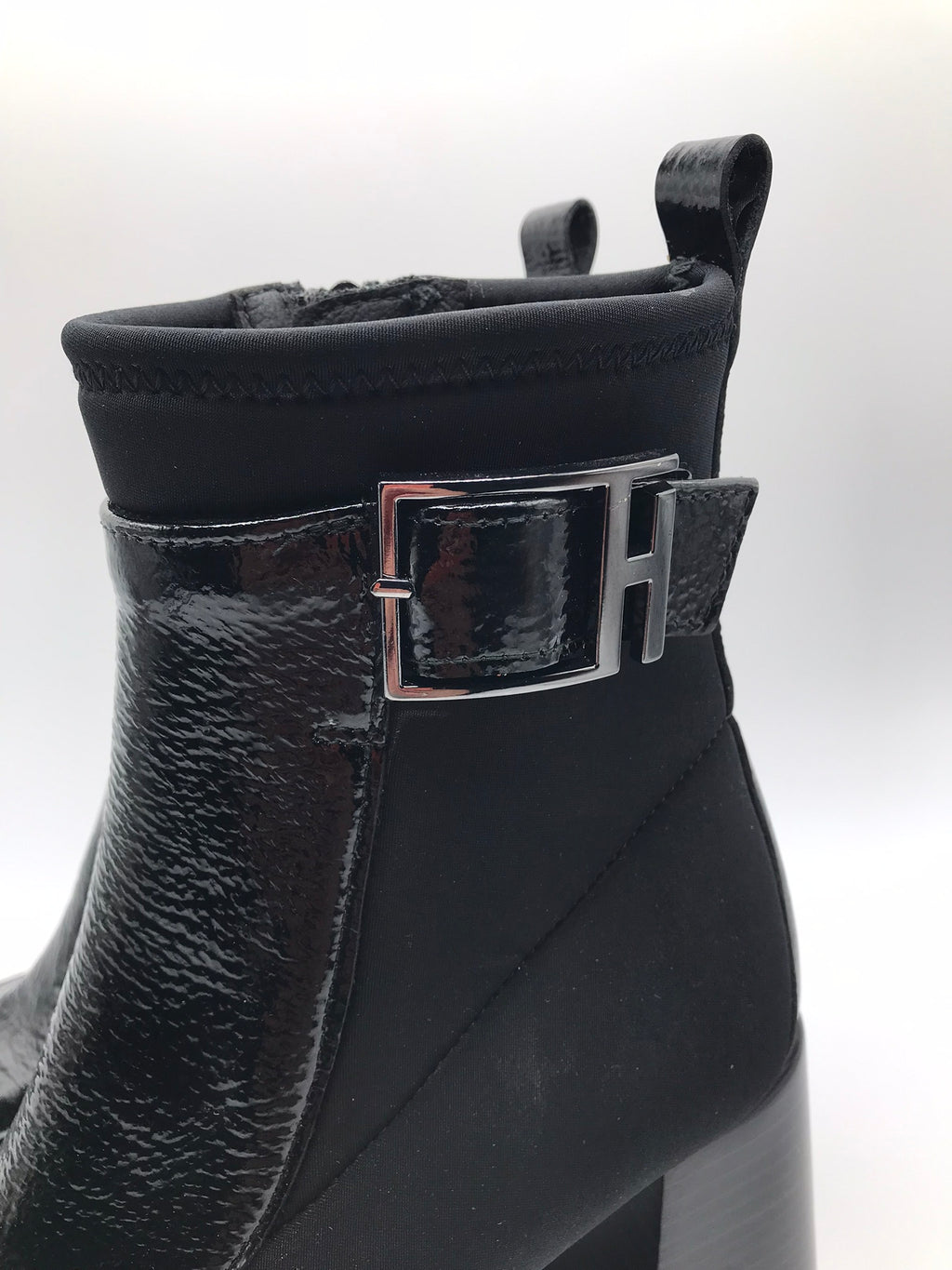 BOTA QUADRADA HISPANITAS PRETO ZIPER FIVELA H LOGO