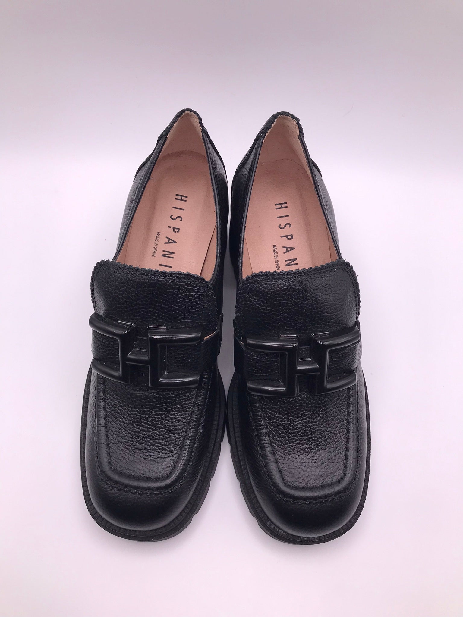 MOCASSIM SALTO HISPANITAS PRETO COURO FIVELA PRETA TRATORADO