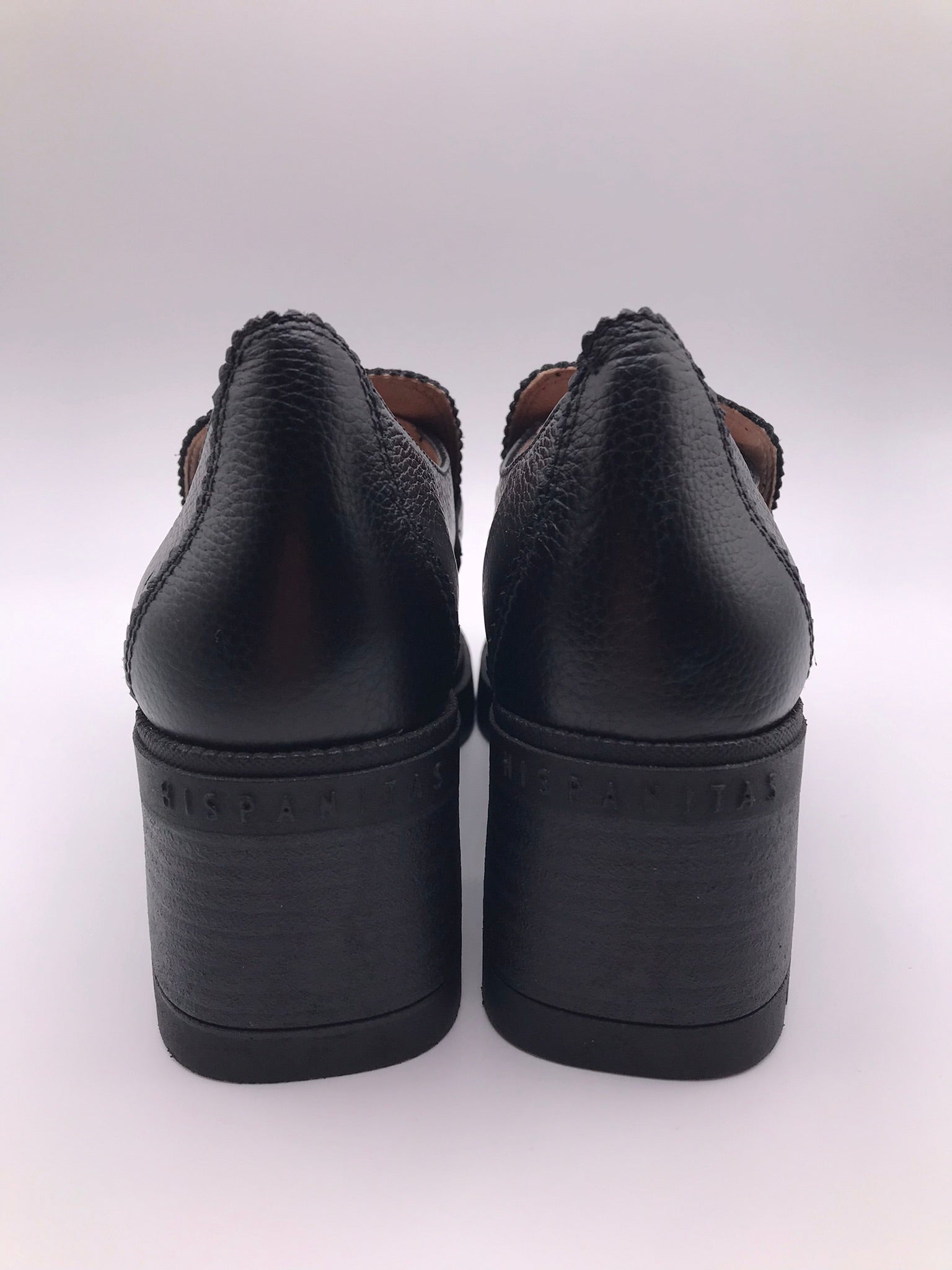 MOCASSIM SALTO HISPANITAS PRETO COURO FIVELA PRETA TRATORADO