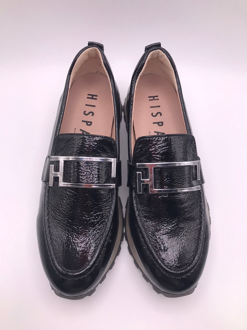 MOCASSIM PLATAFORMA HISPANITAS PRETO COURO FIVELA H LOGO PRATA TRATORADO