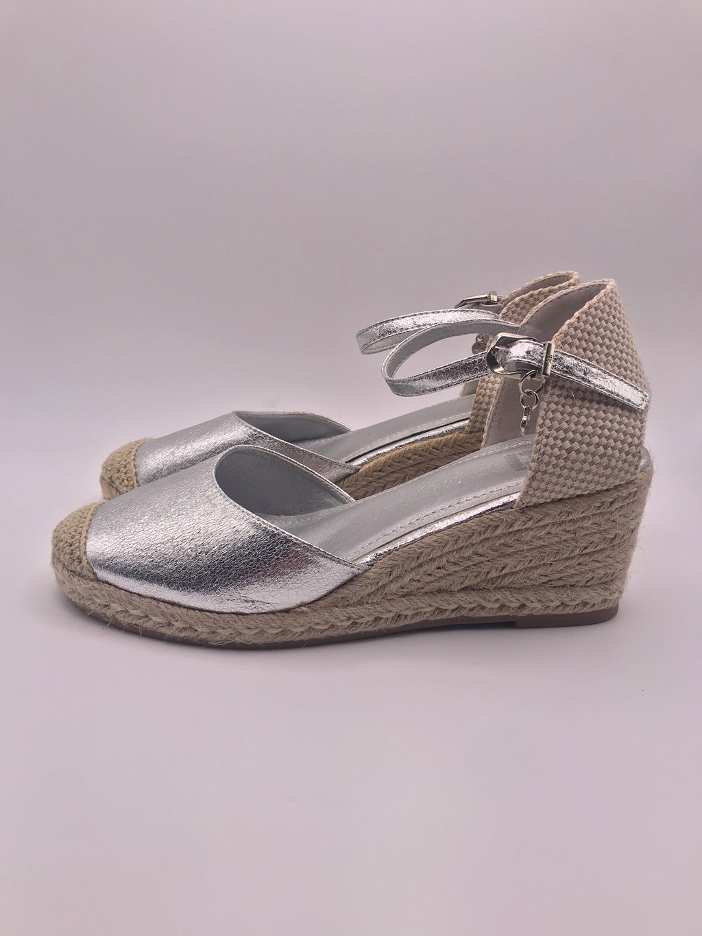 SALTO CUNHA REFRESH PRATA ECO PELE MACRAME ENTRELACE
