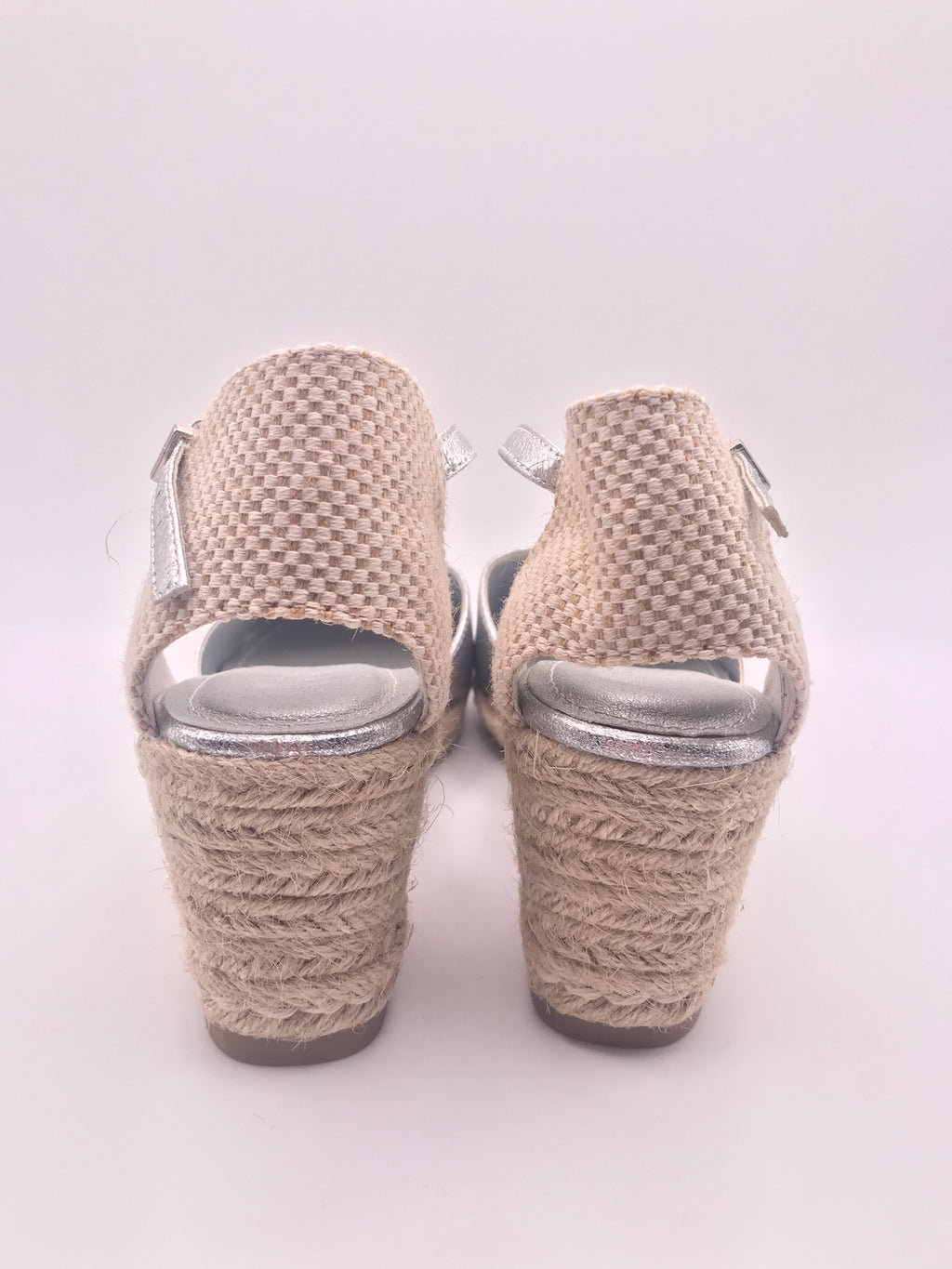 SALTO CUNHA REFRESH PRATA ECO PELE MACRAME ENTRELACE