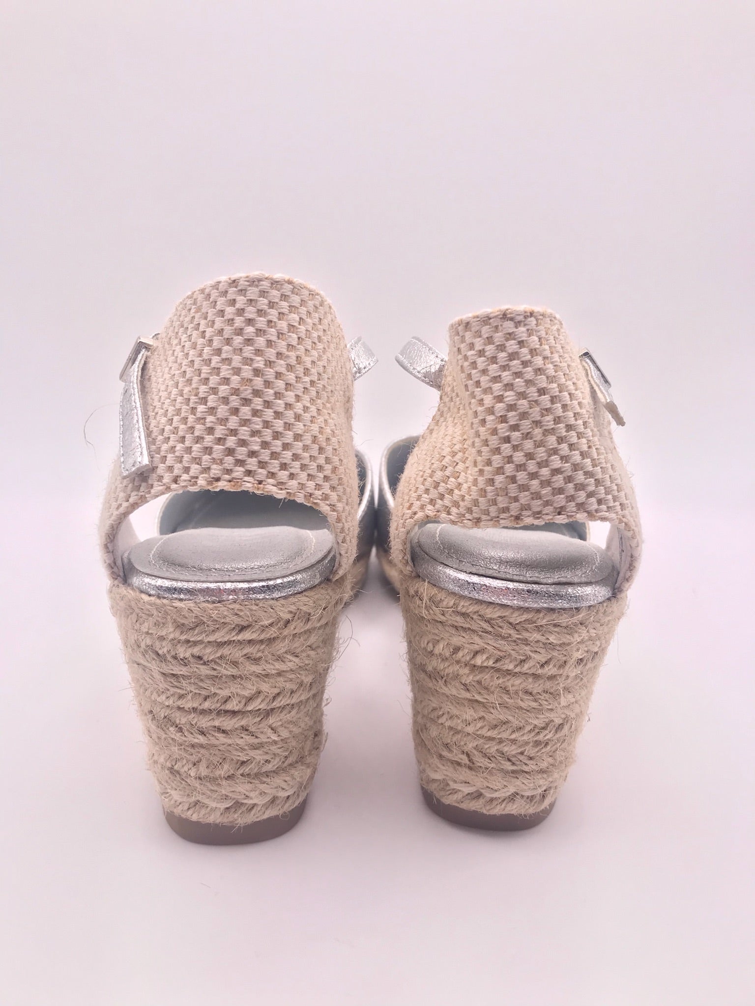 SALTO CUNHA REFRESH PRATA ECO PELE MACRAME ENTRELACE