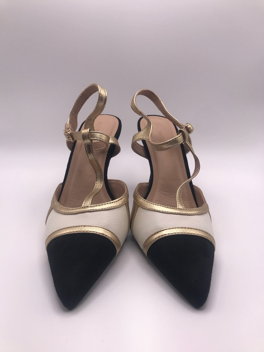 Sapatos de Salto Alto Elegantes Buonarotti com Tira em T, Sandálias de Ponta Fina em Bloco de Cores Preto Branco e Dourado, Calçado de Festa e Cerimónia Feminino Confortável