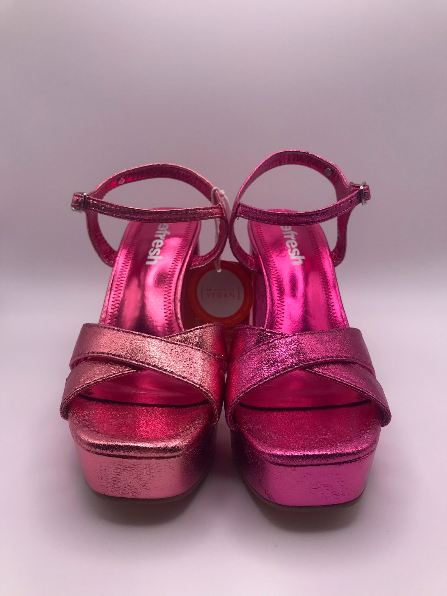 Sandálias Plataforma Refresh Salto Grosso Rosa Metalizado; Brilhantes com Fivela e Tiras Cruzadas para Mulher