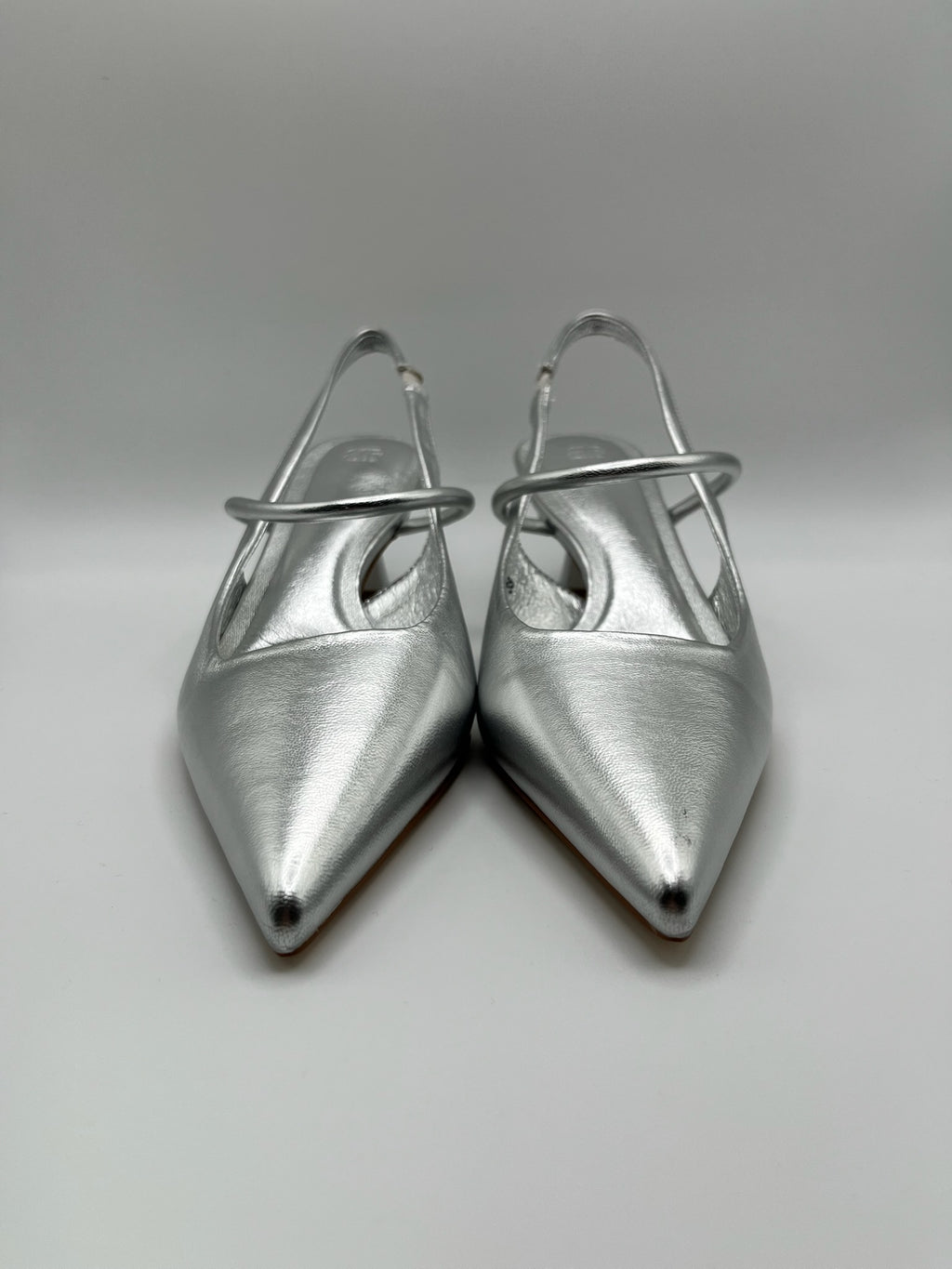 Sapatos de Salto Médio Buonarotti Femininos Prateados Metalizados, Sandálias Slingback de Bico Fino com Tira no Calcanhar, Calçado de Festa Elegante e Confortável para Cerimónias e Eventos Primavera Verão