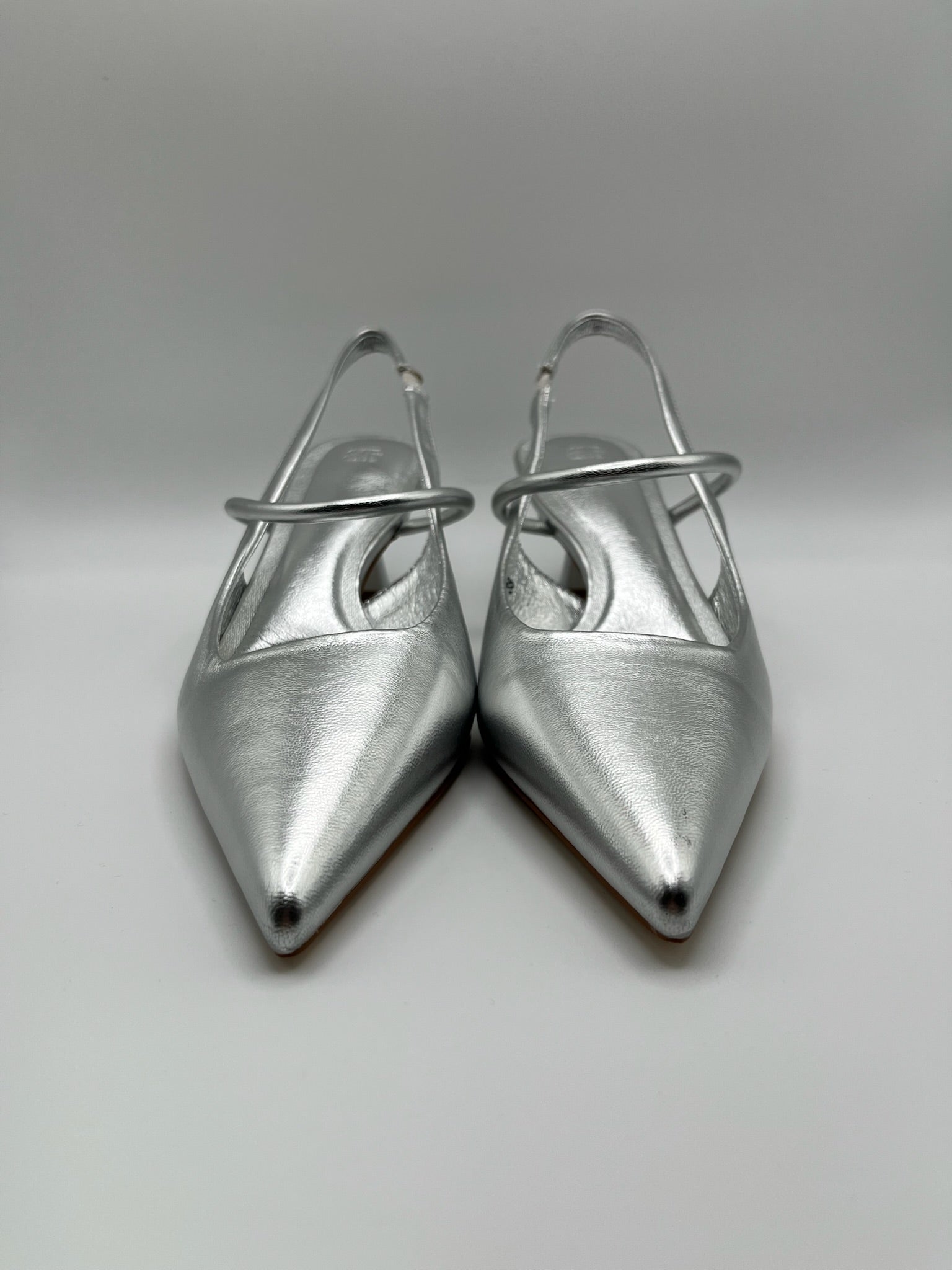 Sapatos de Salto Médio Buonarotti Femininos Prateados Metalizados, Sandálias Slingback de Bico Fino com Tira no Calcanhar, Calçado de Festa Elegante e Confortável para Cerimónias e Eventos Primavera Verão