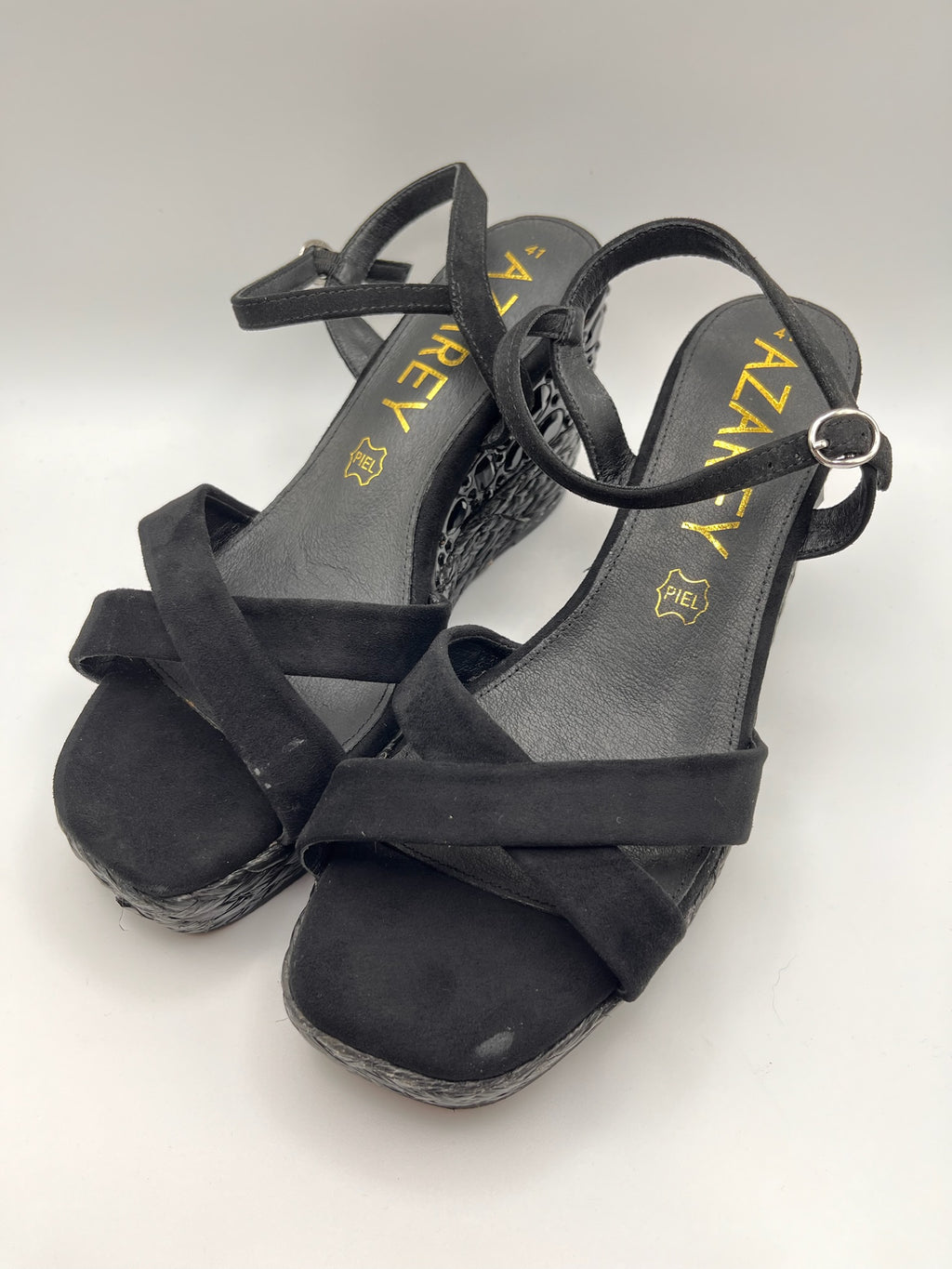 Sandálias de cunha Azarey pretas camurça palmilha pele cunha trançada pedras, sapatos cunha mulher plataforma fivela tornozelo verão confortáveis elegantes