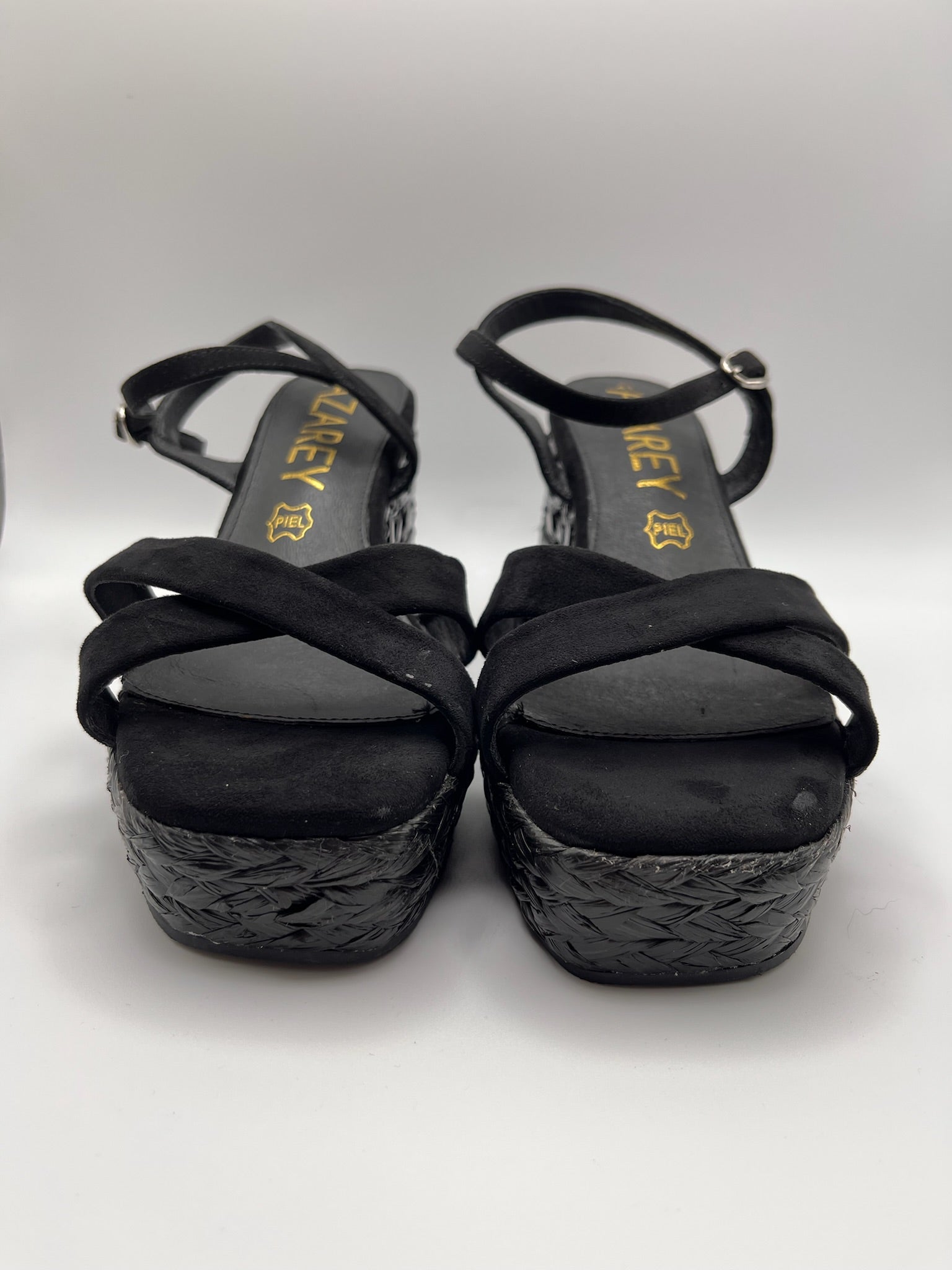 Sandálias de cunha Azarey pretas camurça palmilha pele cunha trançada pedras, sapatos cunha mulher plataforma fivela tornozelo verão confortáveis elegantes
