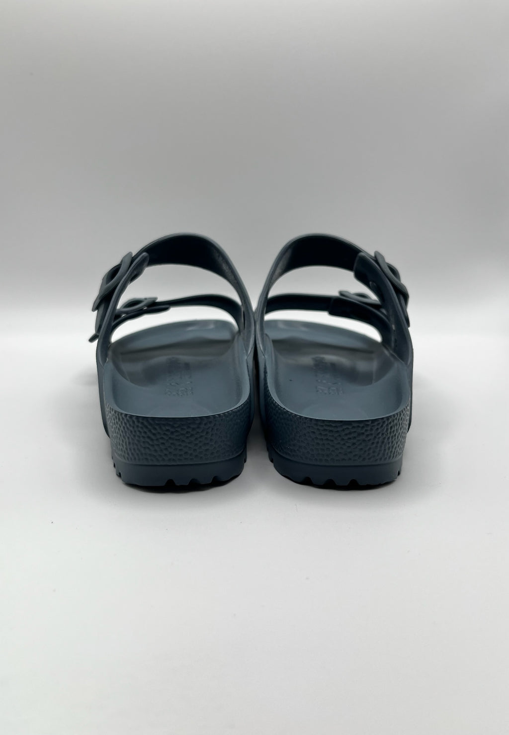 Sandálias Birkenstock Arizona EVA duas tiras, chinelos antiderrapantes de verão para homem e mulher, cor azul marinho Basalt Gray, ultraleves e à prova de água, calçado confortável de piscina e praia