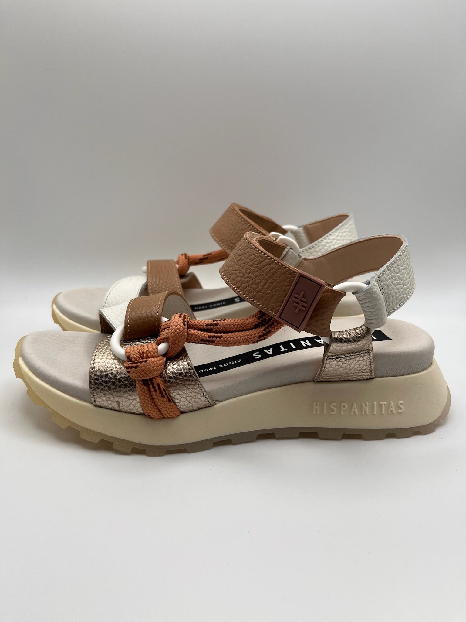 Sandálias Hispanitas Senhora Couro Branco e Castanho Com Plataforma, Sandália Desportiva Ergonómica de Cunha Confortável Casual Com Corda e Fivela, Calçado Moda Feminina Verão