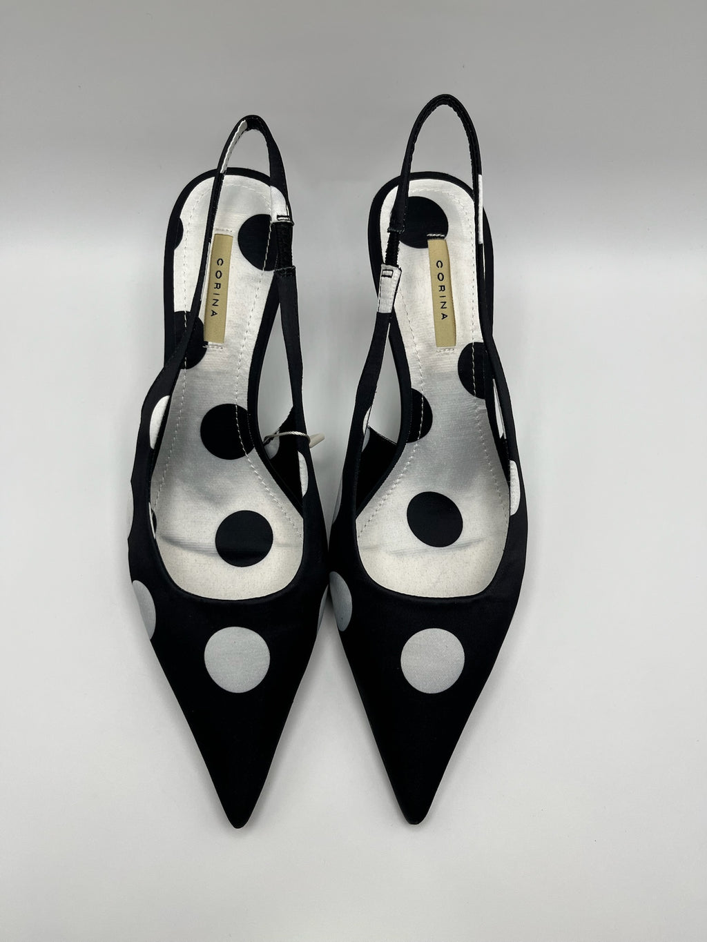 Sapatos de salto médio Corina slingback com padrão de bolas pretas e brancas; sapatos de bico fino elegantes; calçado salto fino agulha feminino para festas e cerimónias