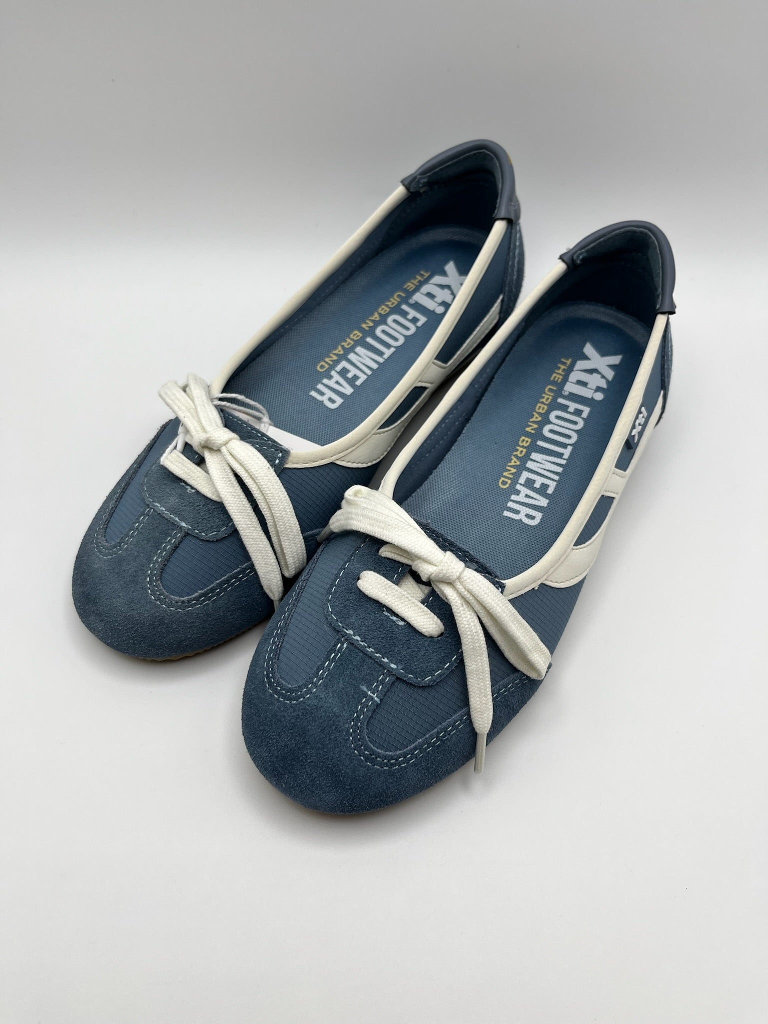 Sapatilhas Casuais Femininas Xti Azul Jeans em Camurça e Lona; Sabrinas Sapatos Tenis Modelo Balangai super Confortáveis