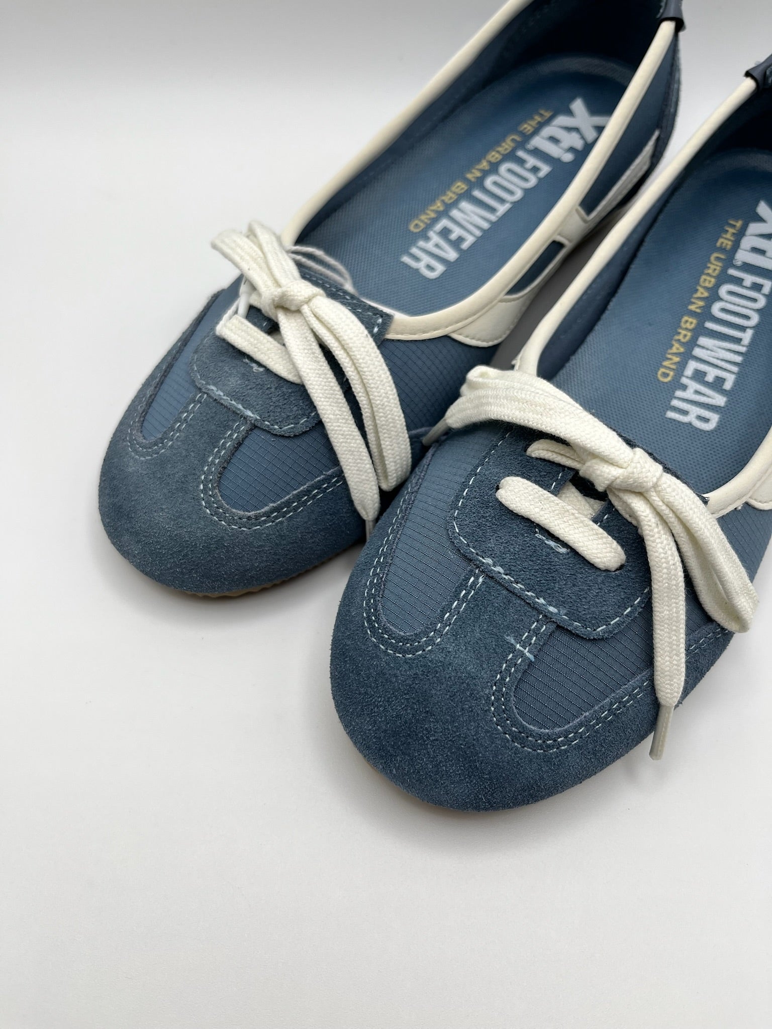 Sapatilhas Casuais Femininas Xti Azul Jeans em Camurça e Lona; Sabrinas Sapatos Tenis Modelo Balangai super Confortáveis