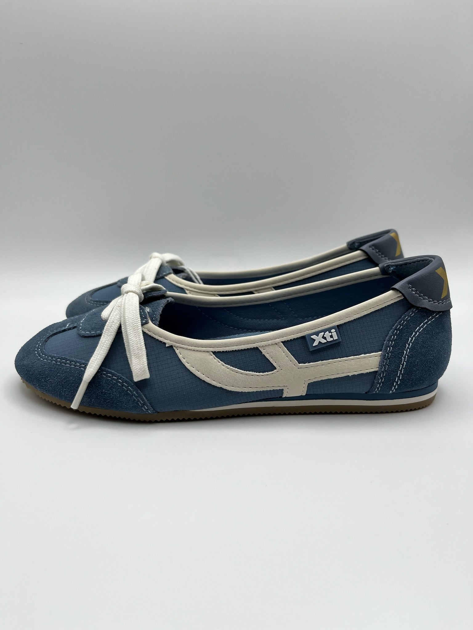 Sapatilhas Casuais Femininas Xti Azul Jeans em Camurça e Lona; Sabrinas Sapatos Tenis Modelo Balangai super Confortáveis