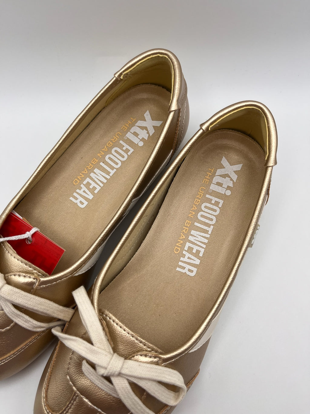Sapatilhas Casuais Femininas Xti Dourado Oro em Camurça e Lona; Sabrinas Sapatos Tenis Modelo Balangai super Confortáveis